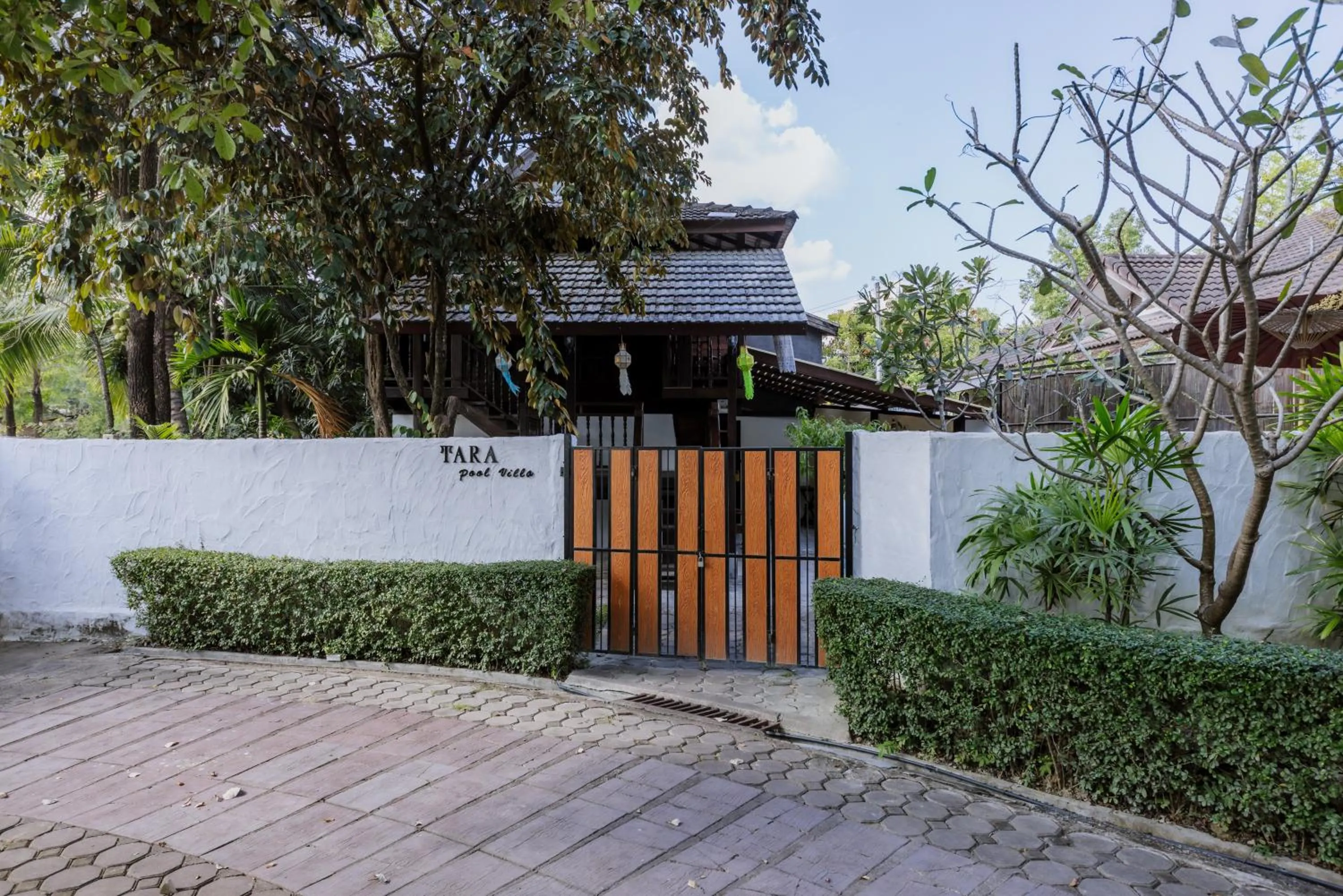 Facade/entrance in Teewana Resort Chiang Mai