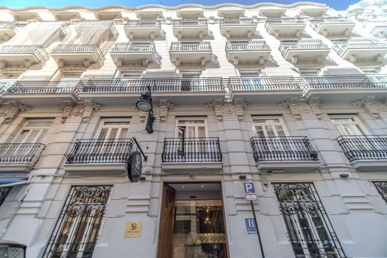 Facade/entrance in Soho Boutique Turia