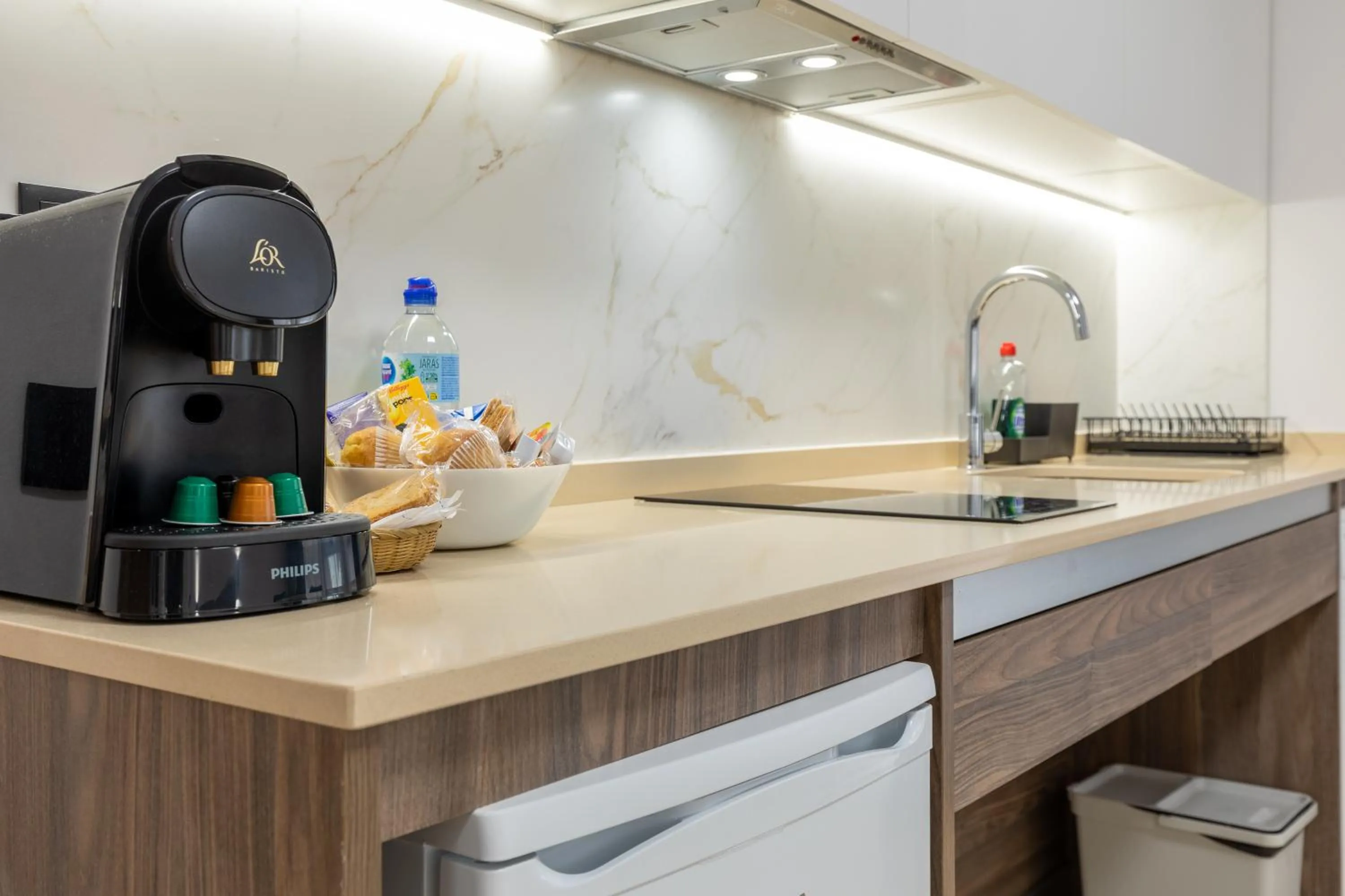 Coffee/tea facilities in Travel Habitat La Marina Real