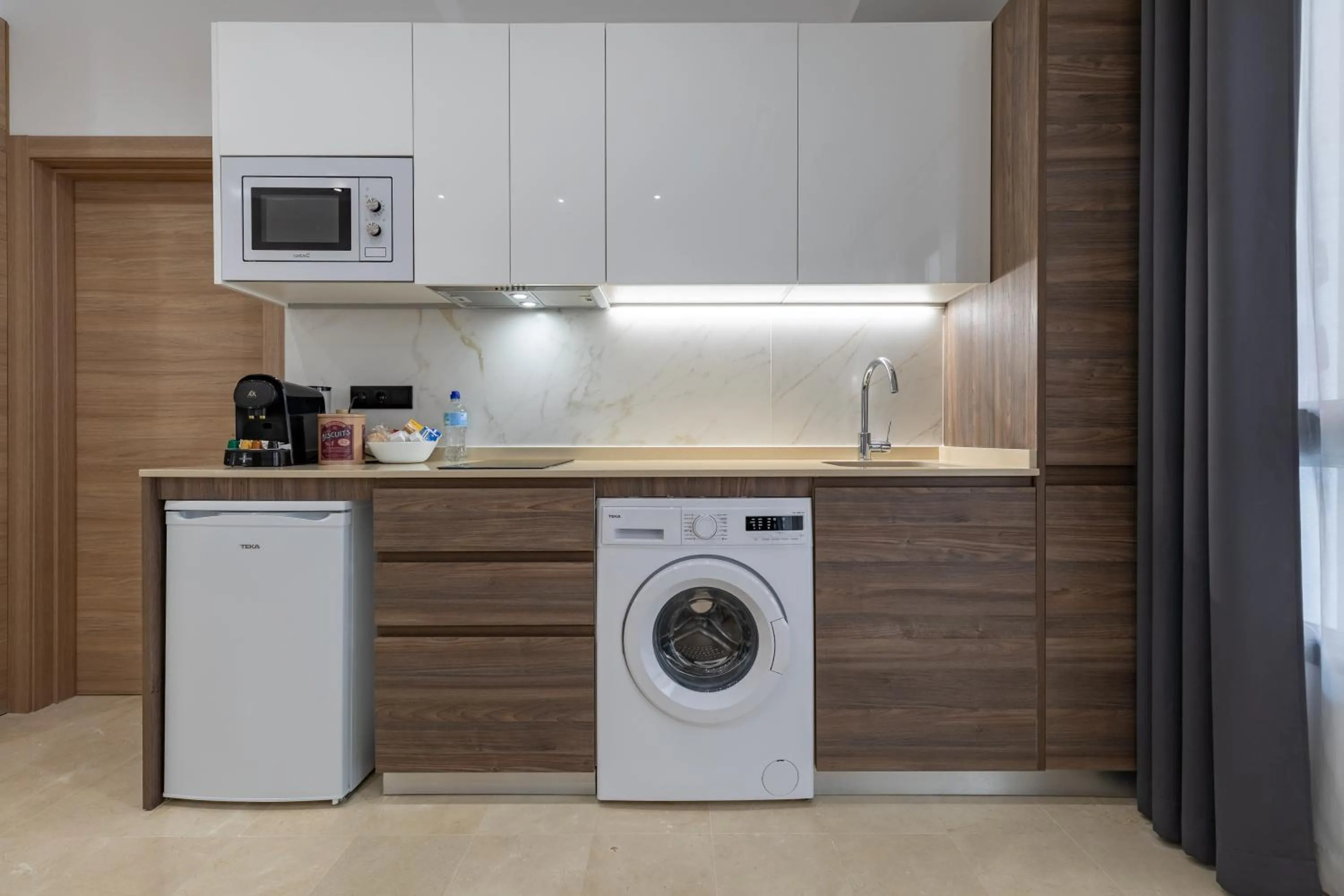 Kitchen or kitchenette in Travel Habitat La Marina Real