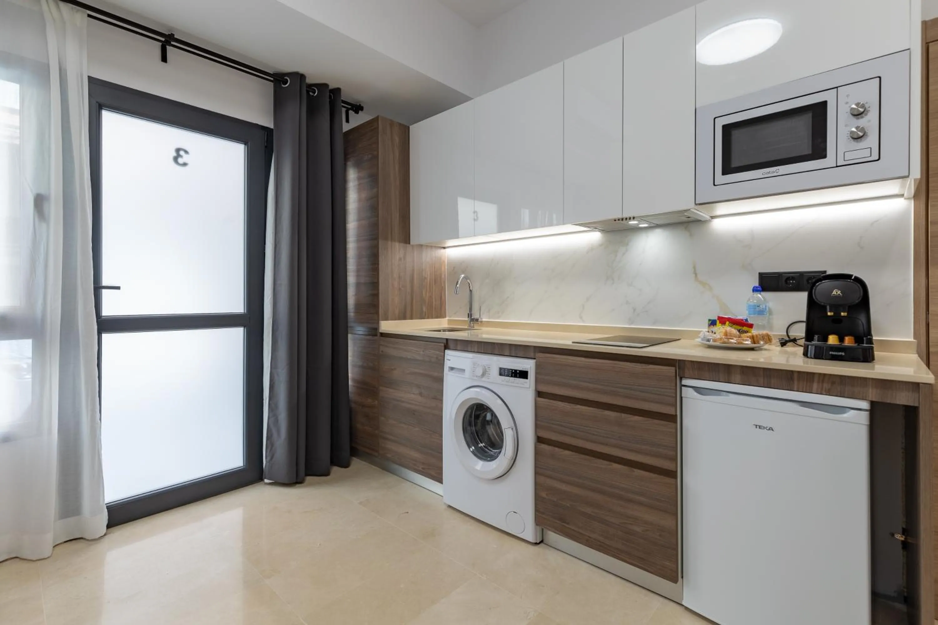Kitchen or kitchenette in Travel Habitat La Marina Real