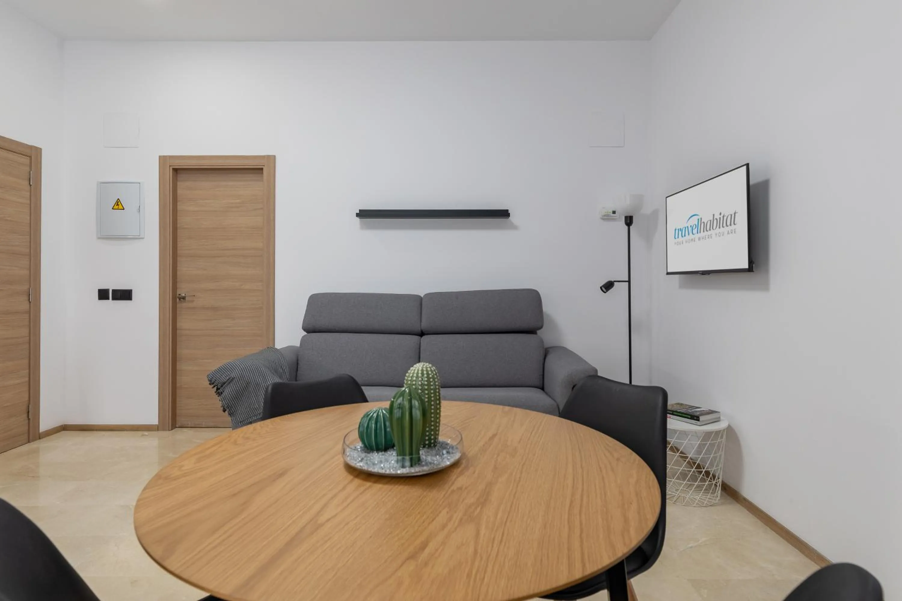 Seating area in Travel Habitat La Marina Real