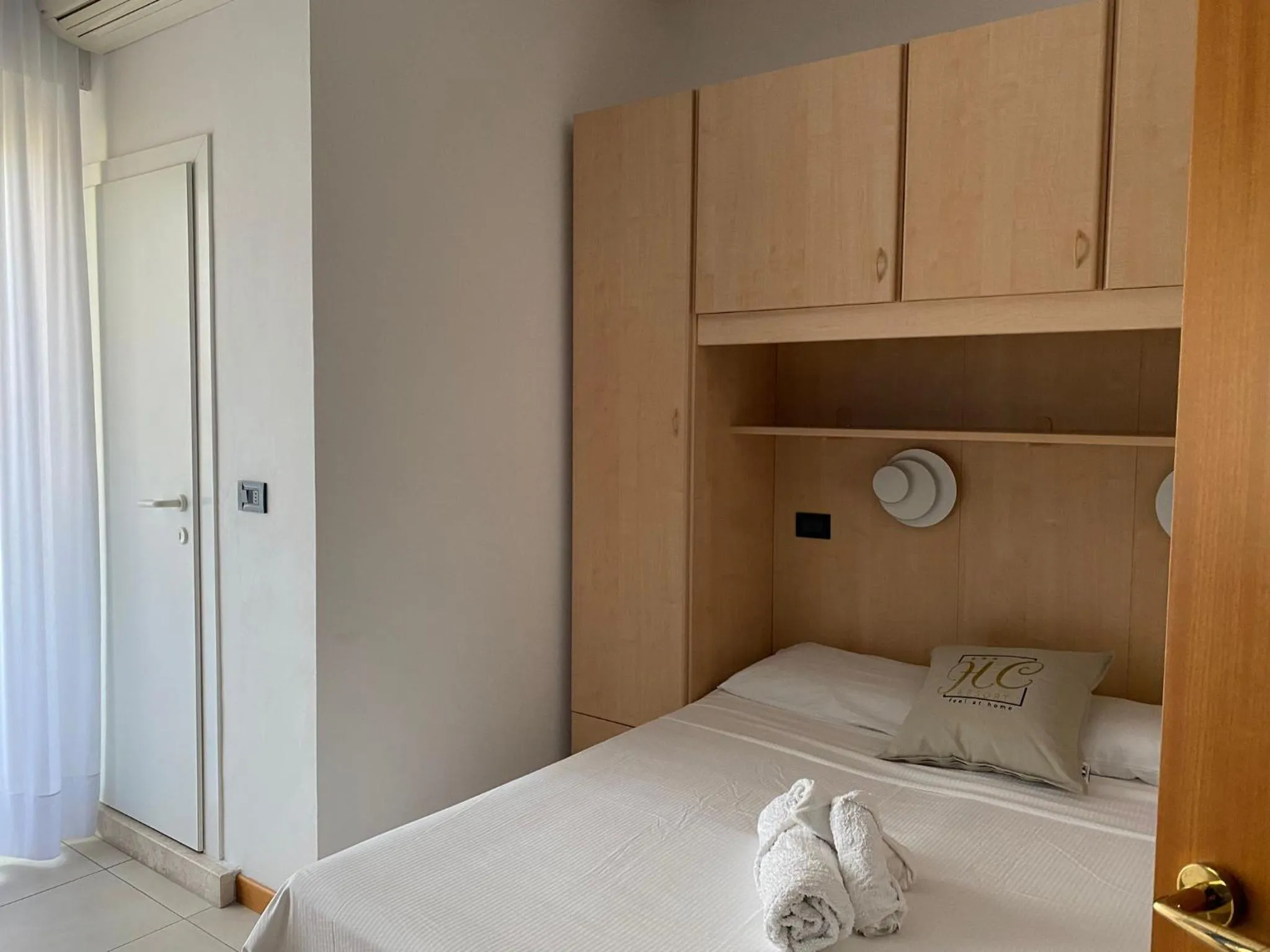 Bedroom, Bed in Hotel Hc Resort Lignano