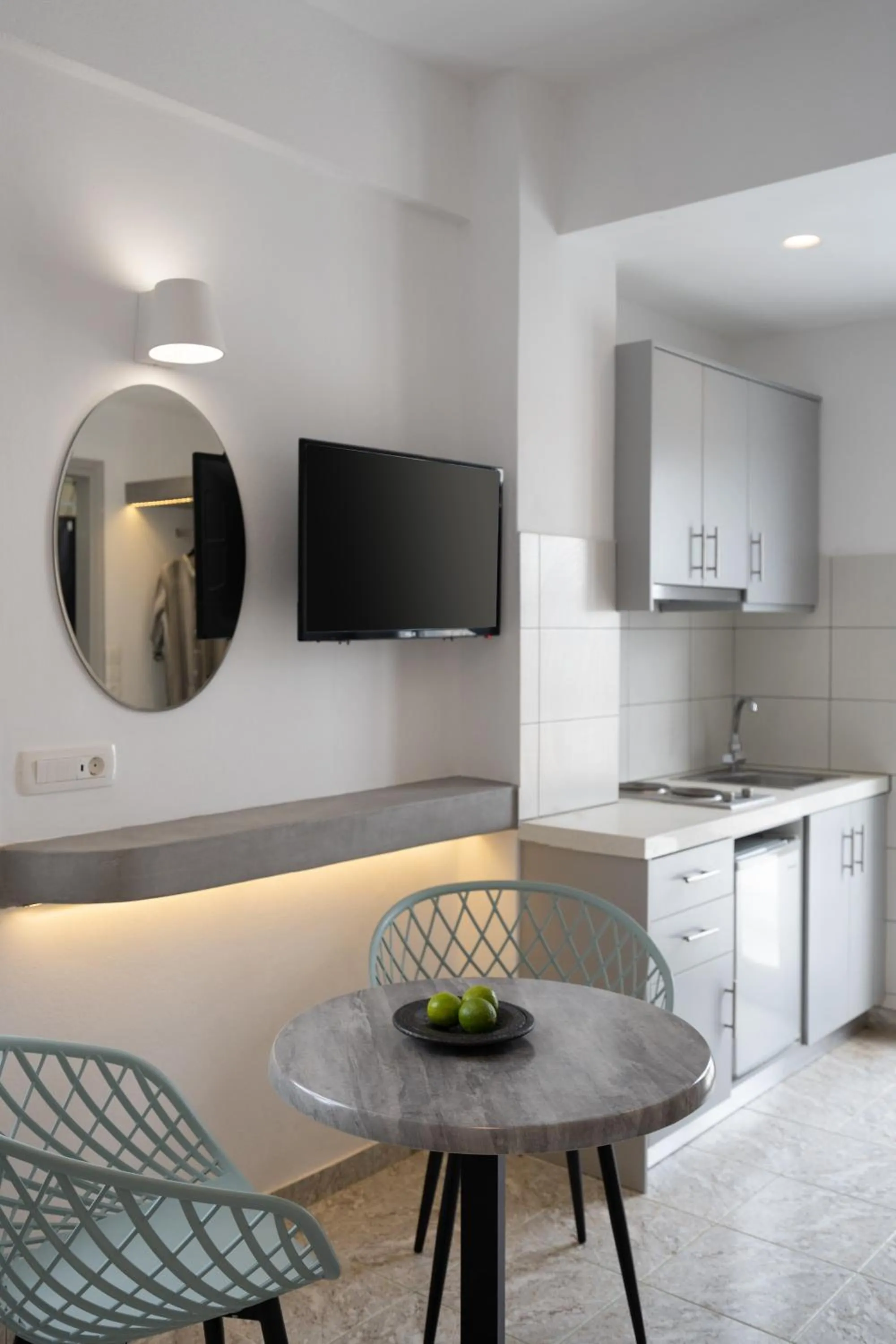 White Lily Suites & Lofts - Adults Only 16 Plus