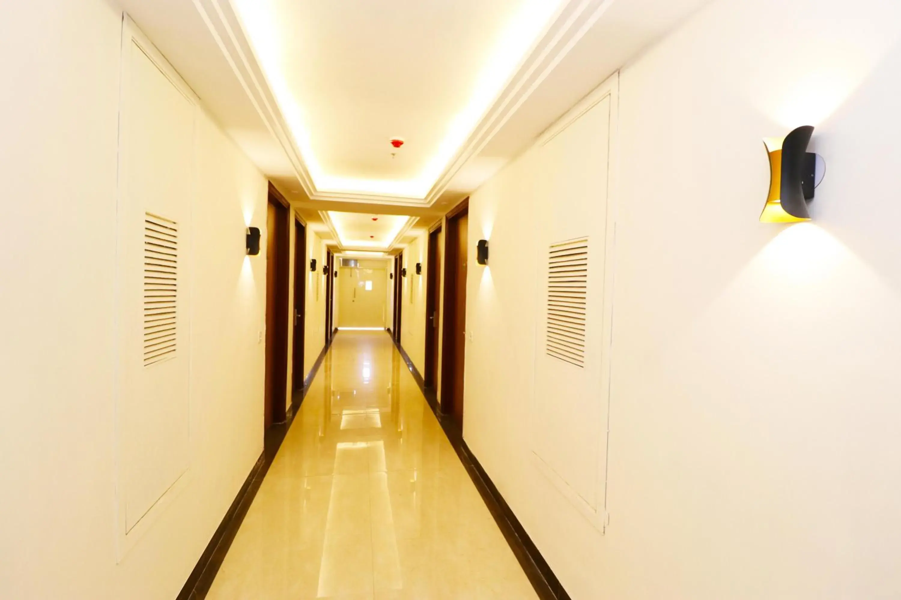 Balcony/Terrace in Hotel Leo Saffron - Pitampura Balcony/Terrace in Hotel Leo Saffron - Pitampura