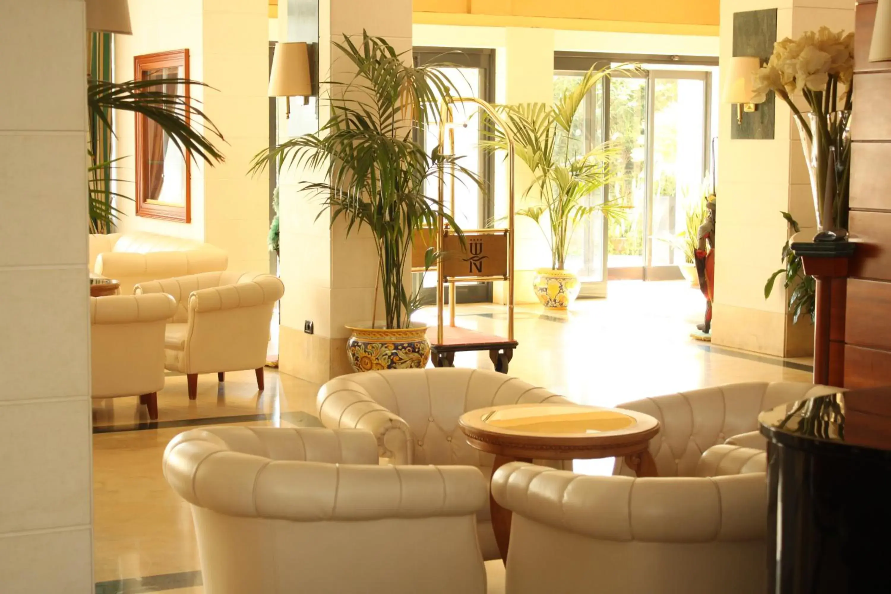 Lobby or reception, Lounge/Bar in Hotel Nettuno