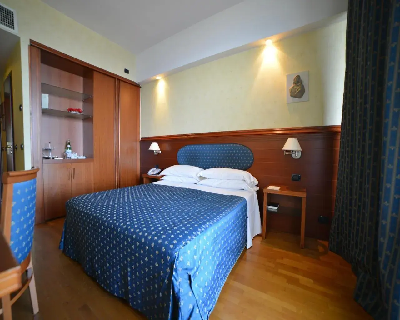 Photo of the whole room, Bed in Hotel Nettuno