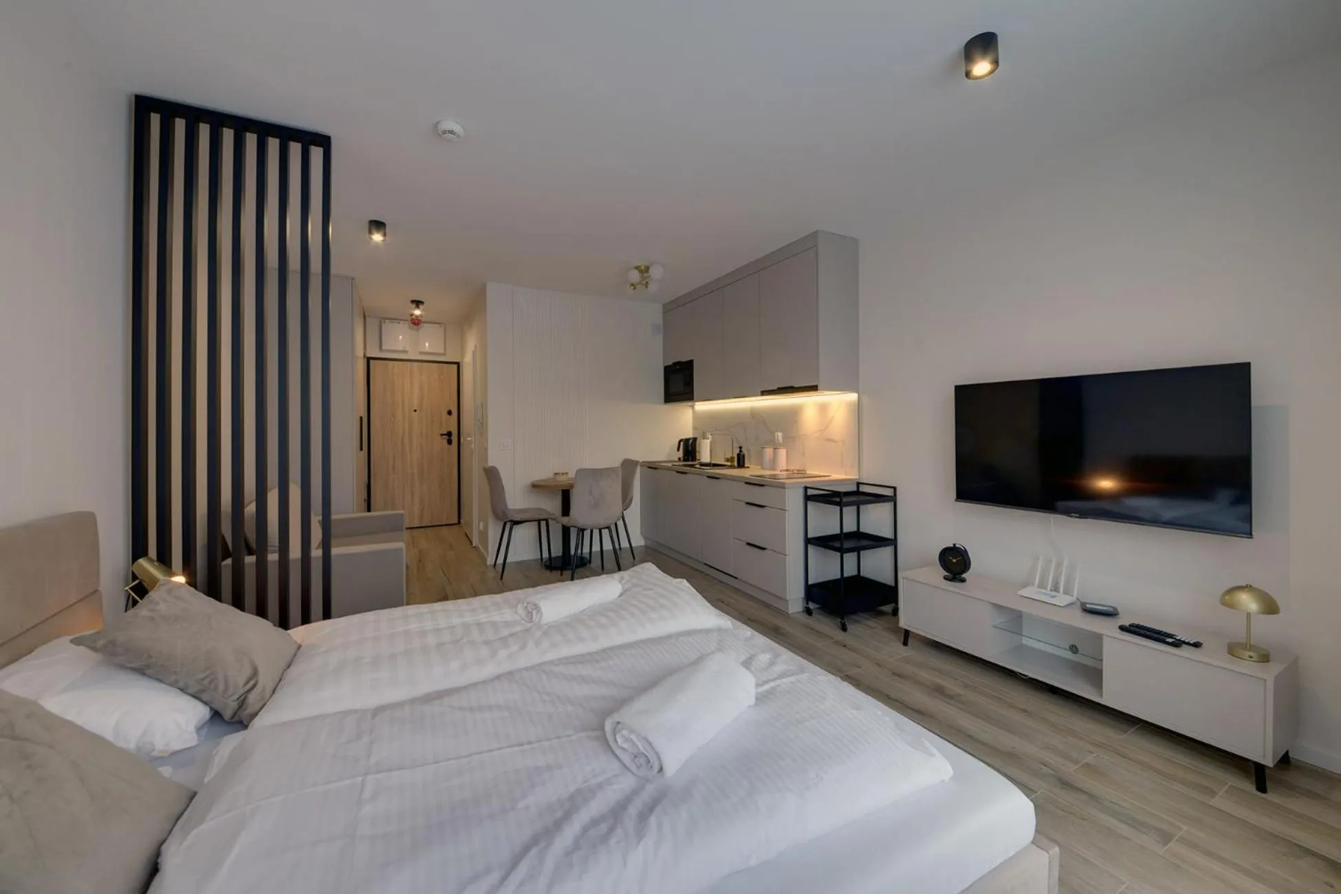 Bed in RentPlanet - Apartamenty IzerSKI Resort