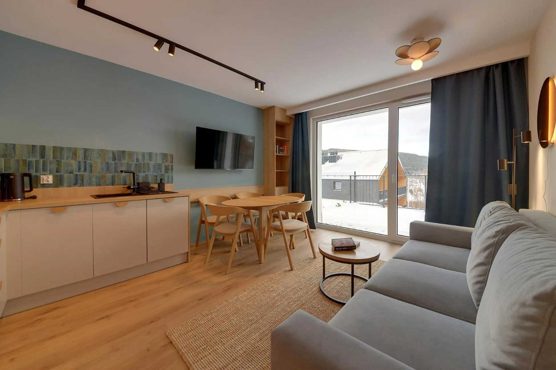 TV and multimedia in RentPlanet - Apartamenty IzerSKI Resort