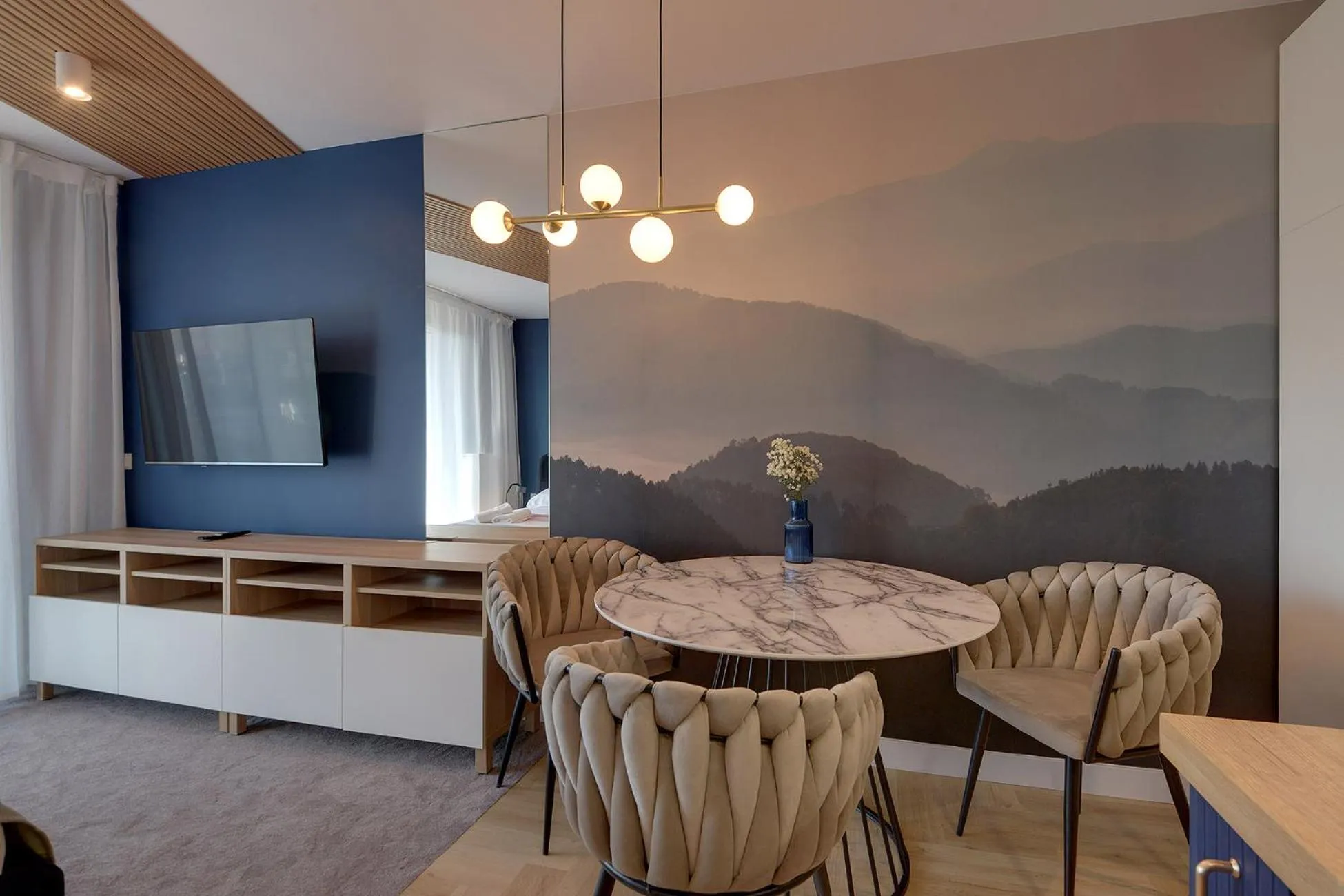 TV and multimedia in RentPlanet - Apartamenty IzerSKI Resort