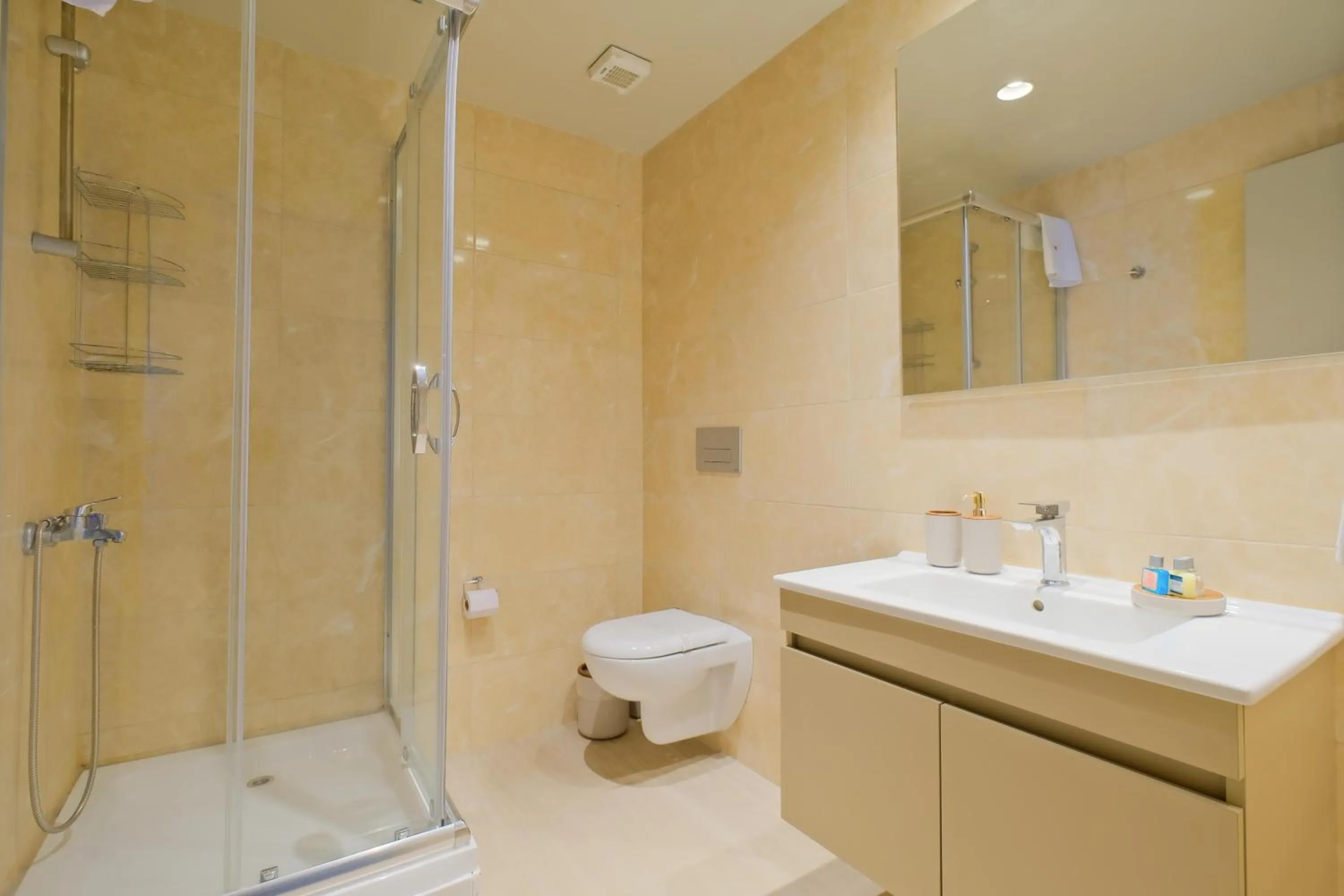 Shower in New Inn Hotel Cadde 54 Mall