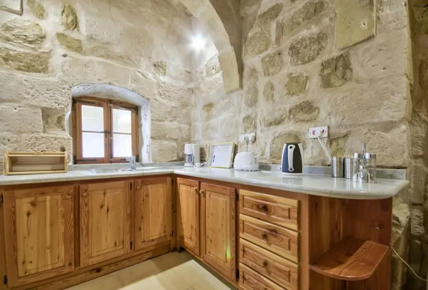Coffee/tea facilities in Farmhouse Razzett Cora