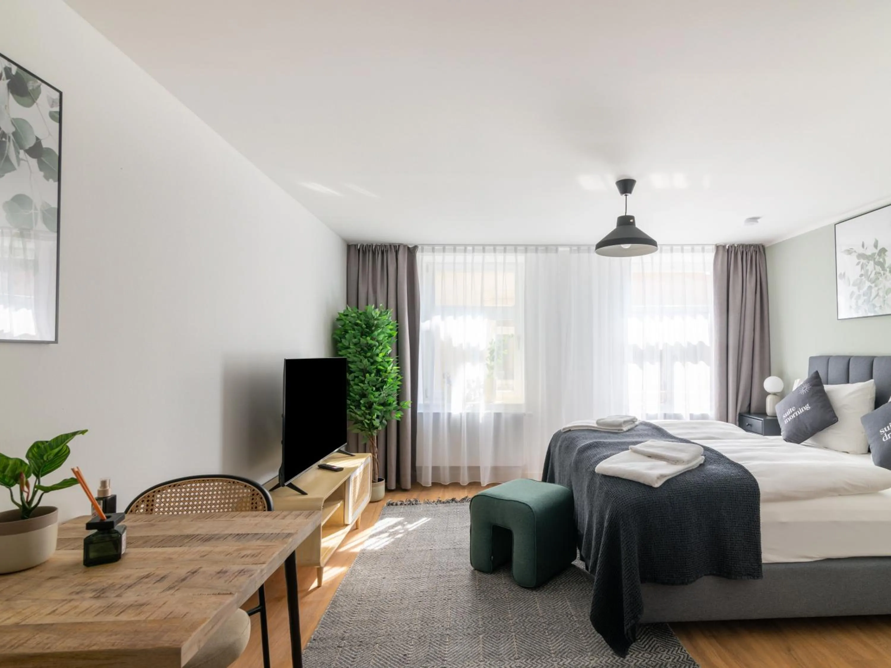 TV and multimedia, Bed in Limehome Bayreuth Spitalgasse