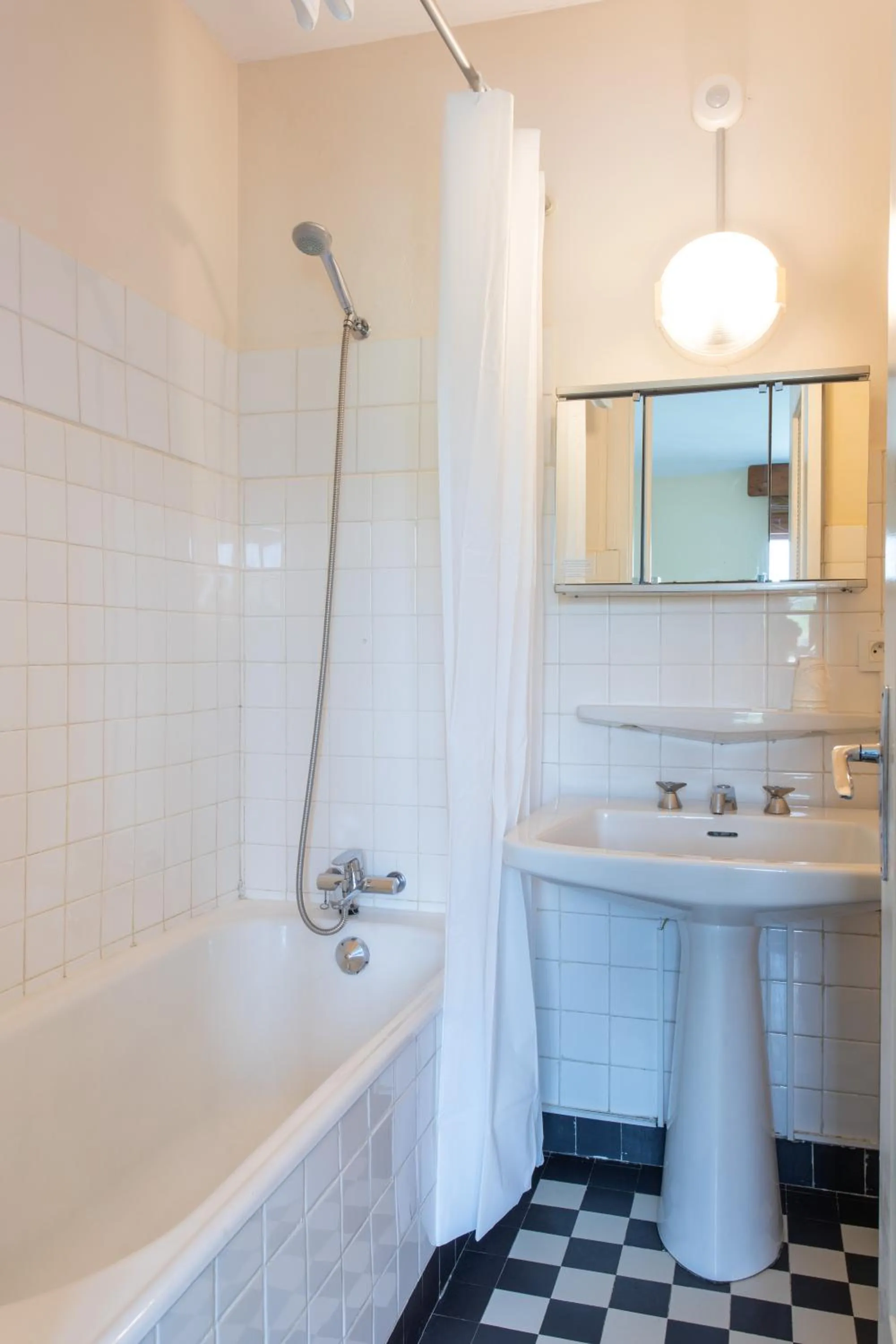 Shower in Hotel le Chamois