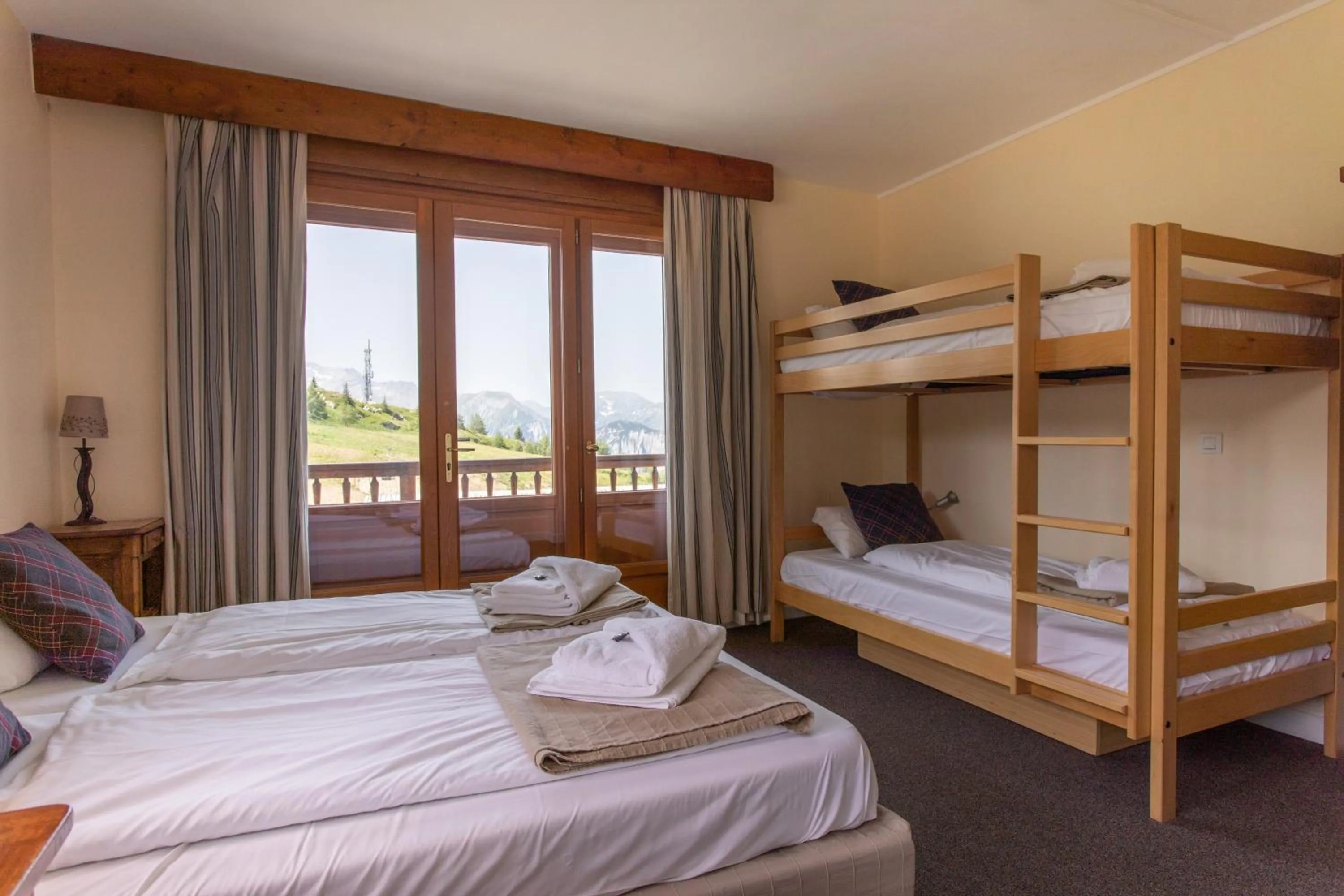 Bed in Hotel le Chamois