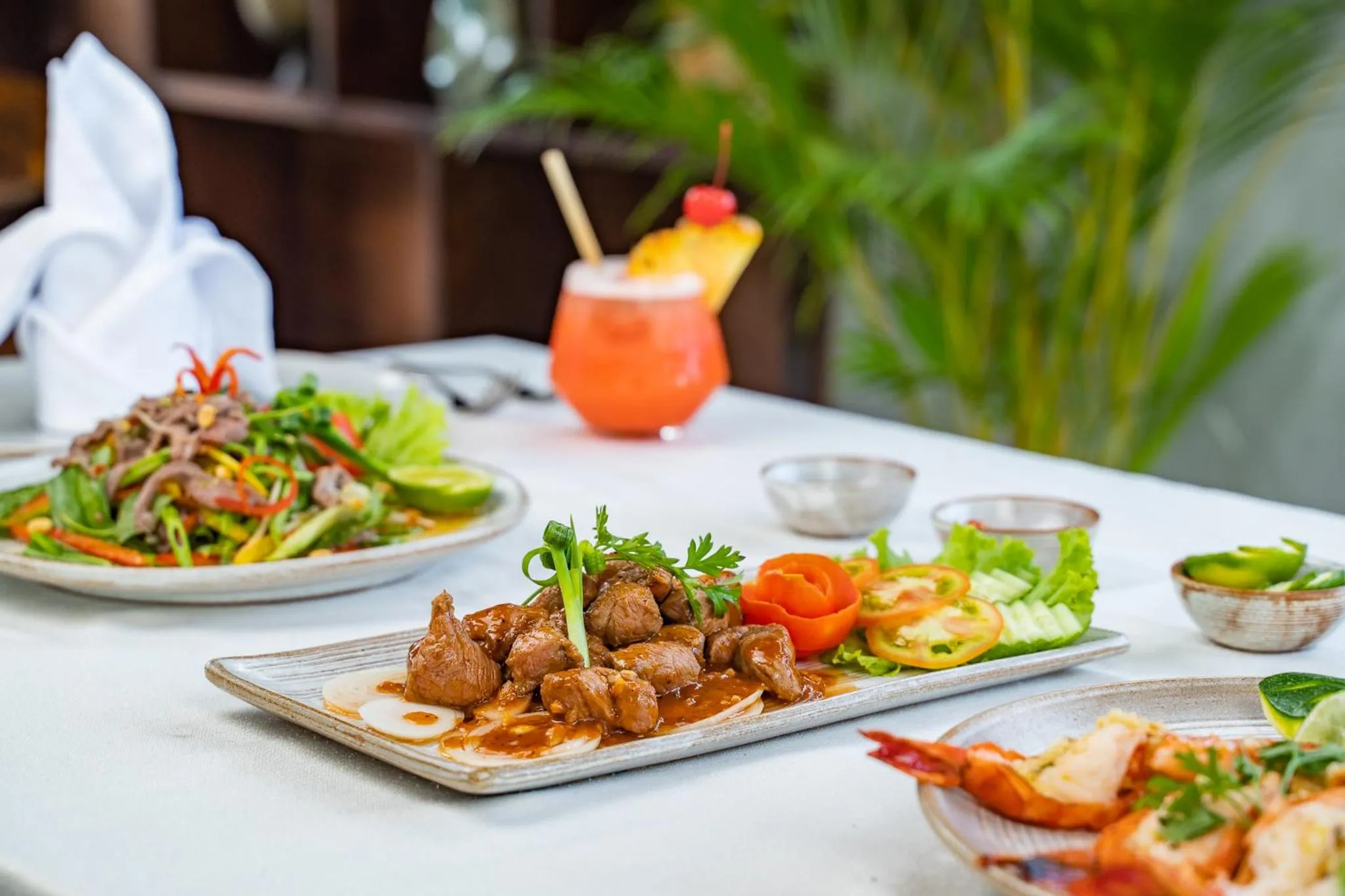 Food and drinks in RiverTree Villa & Resort