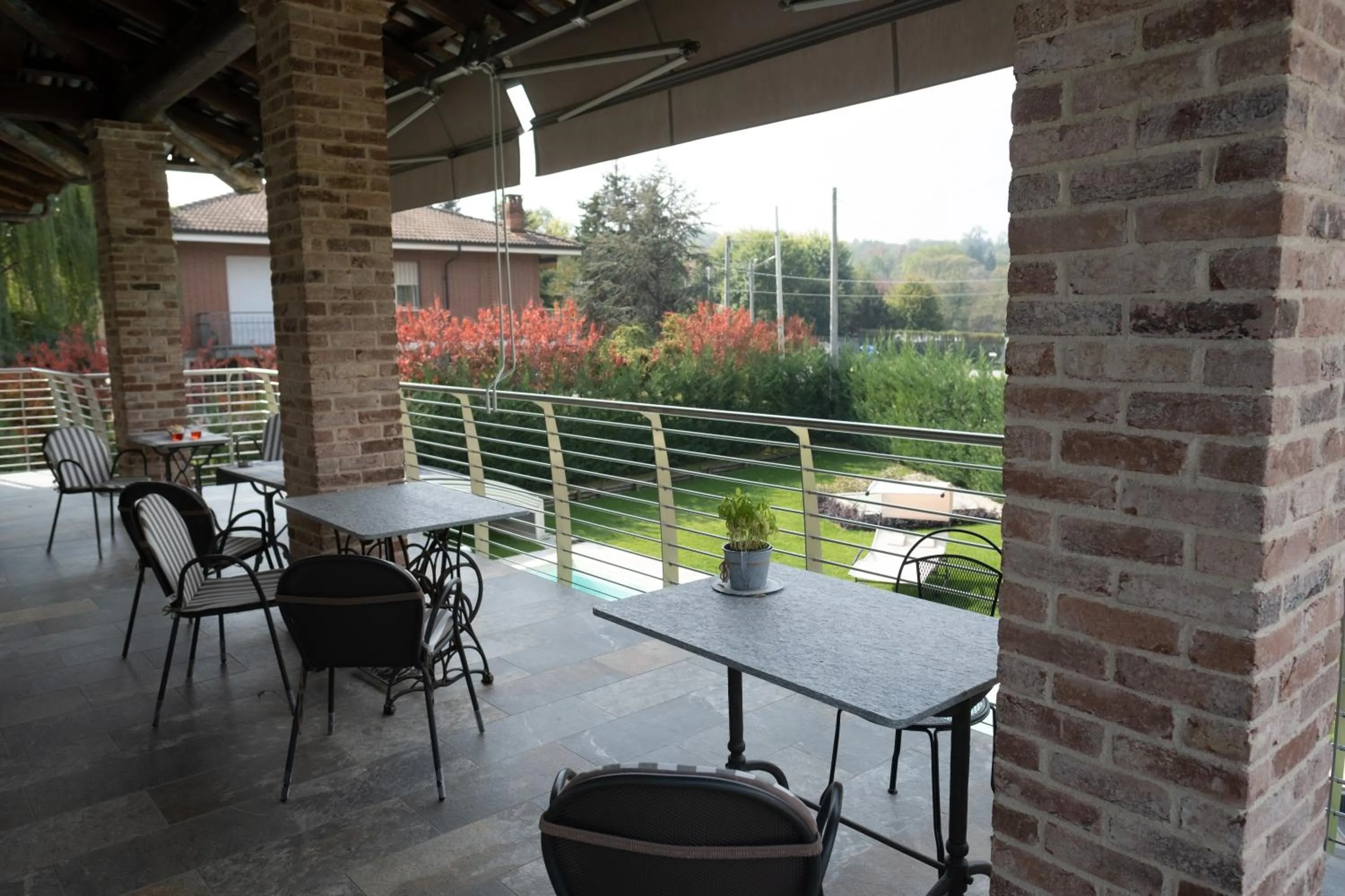 Garden view in Il Riccio e la Castagna - Country House