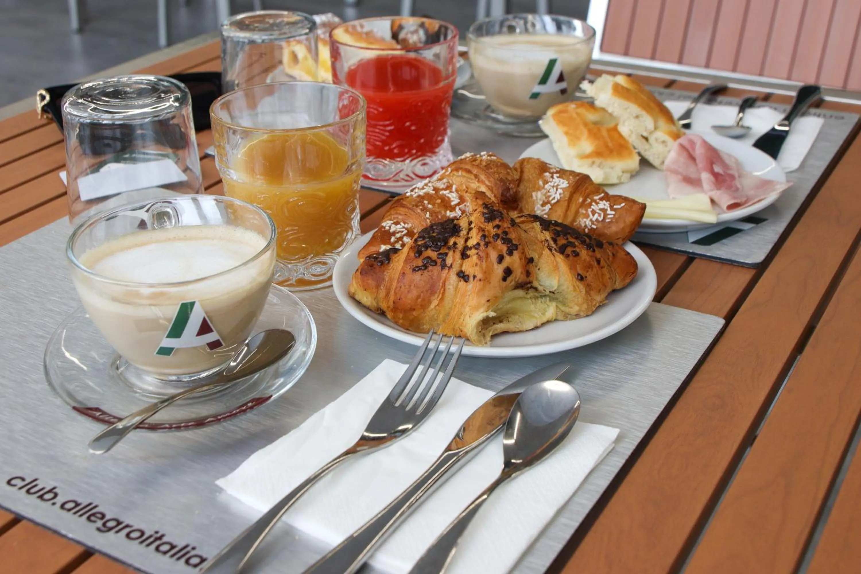 Breakfast in Allegroitalia La Spezia 5 Terre