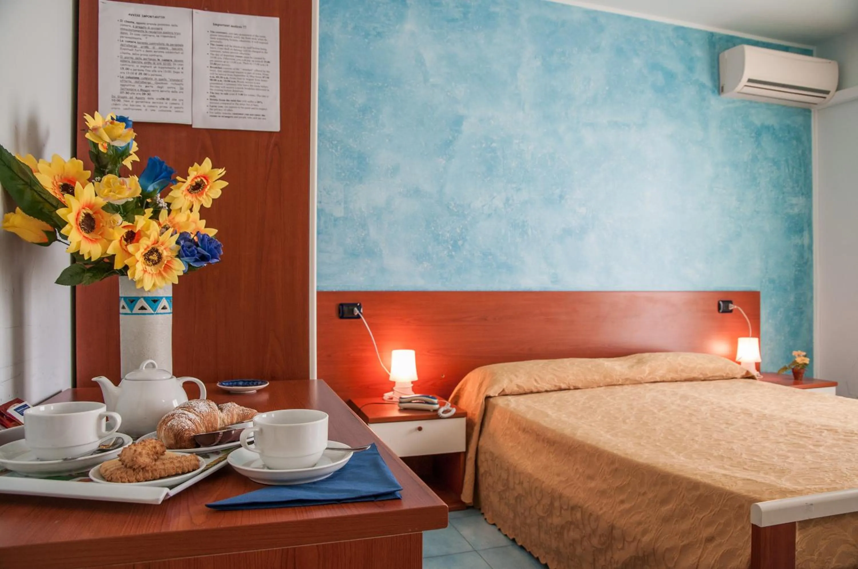 Photo of the whole room in Megaron Hotel