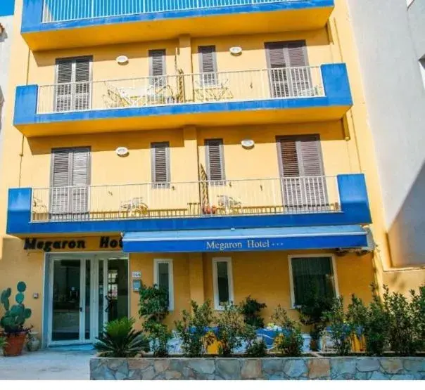 Megaron Hotel Megaron Hotel