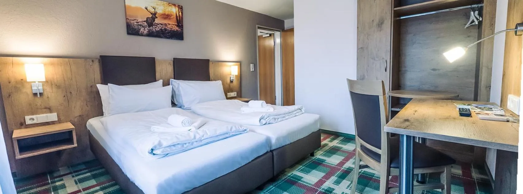 Bed in Gasthaus Kampenwand Bernau