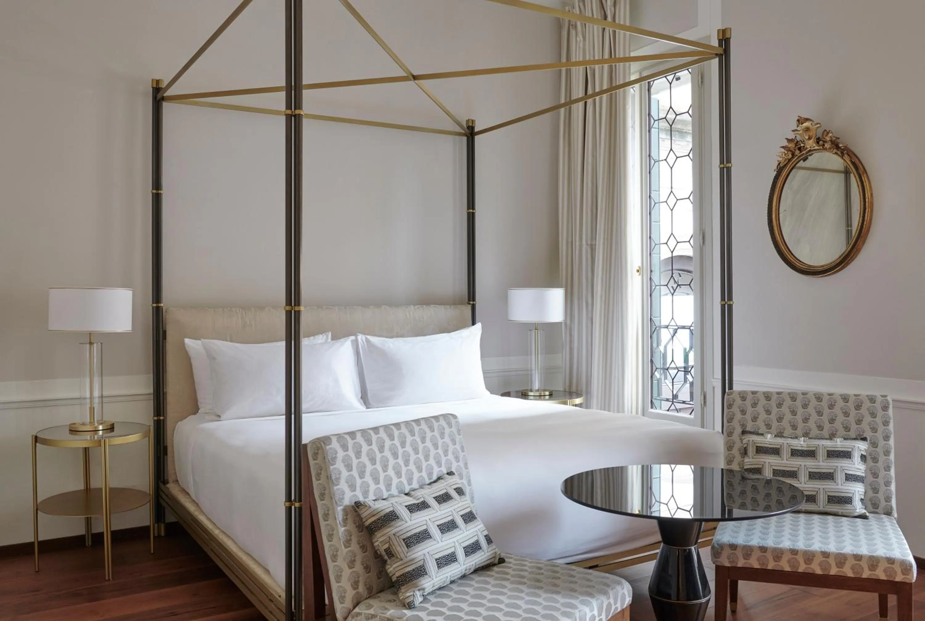 Bed in Violino d'Oro Venezia