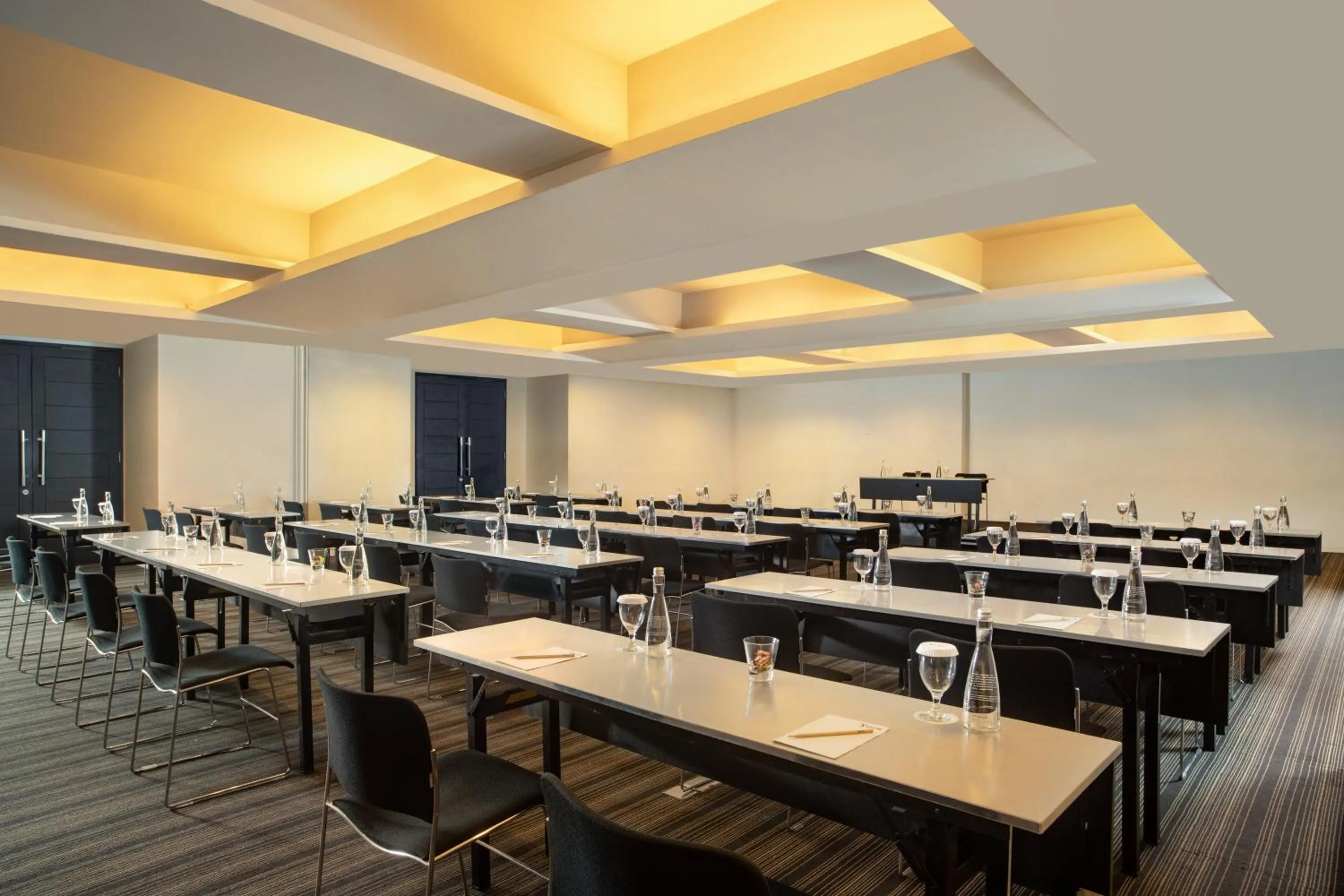 Meeting/conference room in ARTOTEL TS Suites Surabaya