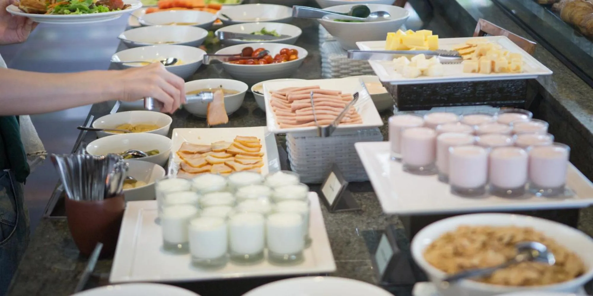 Breakfast in King Plaza Hotel