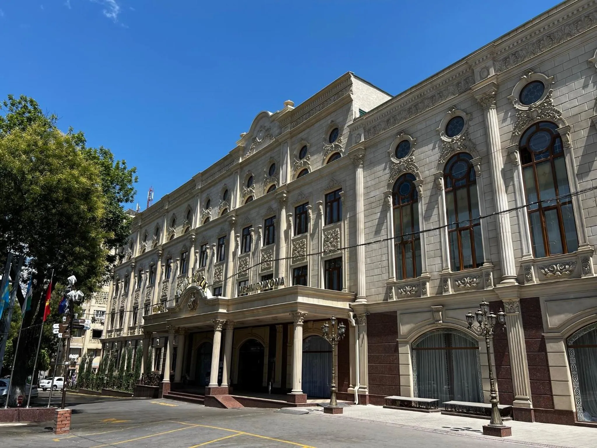 Property building in King Plaza Hotel