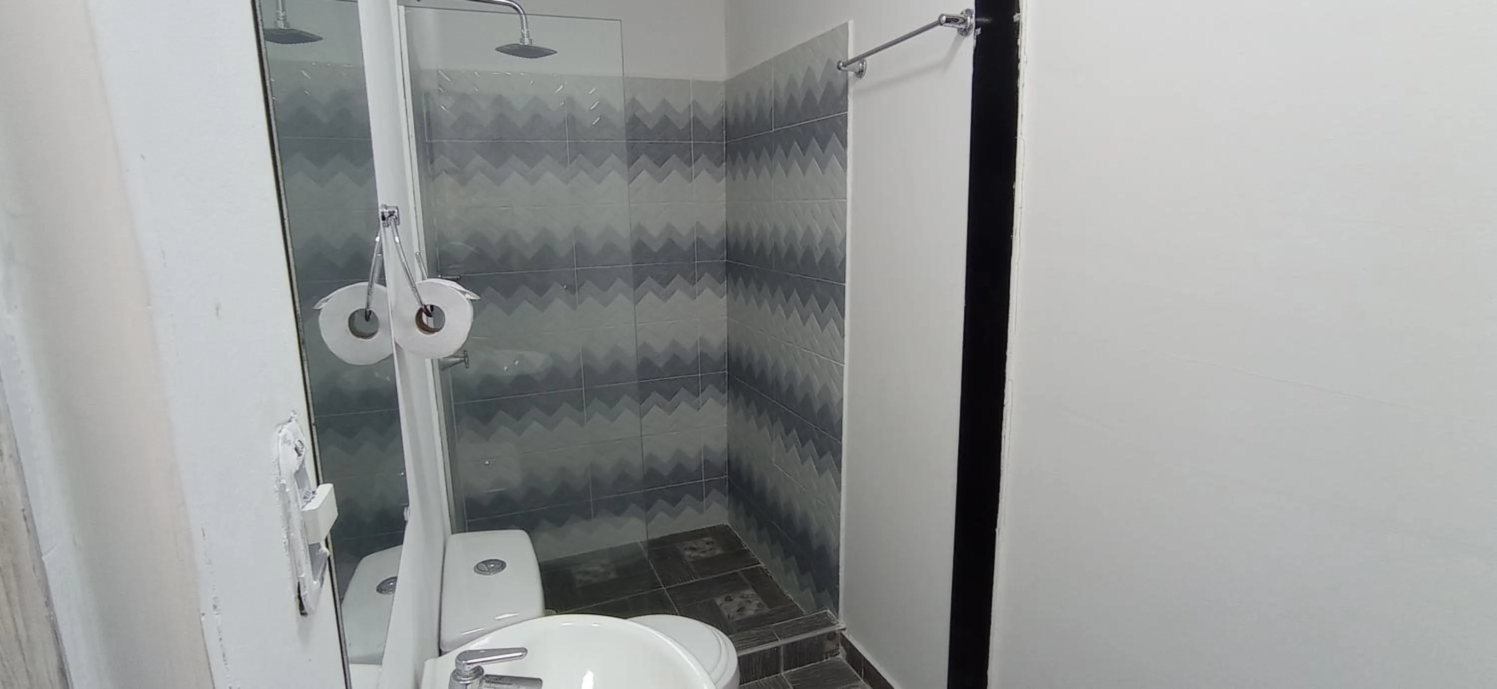 Shower in Hotel Rodadero Dorado Beach