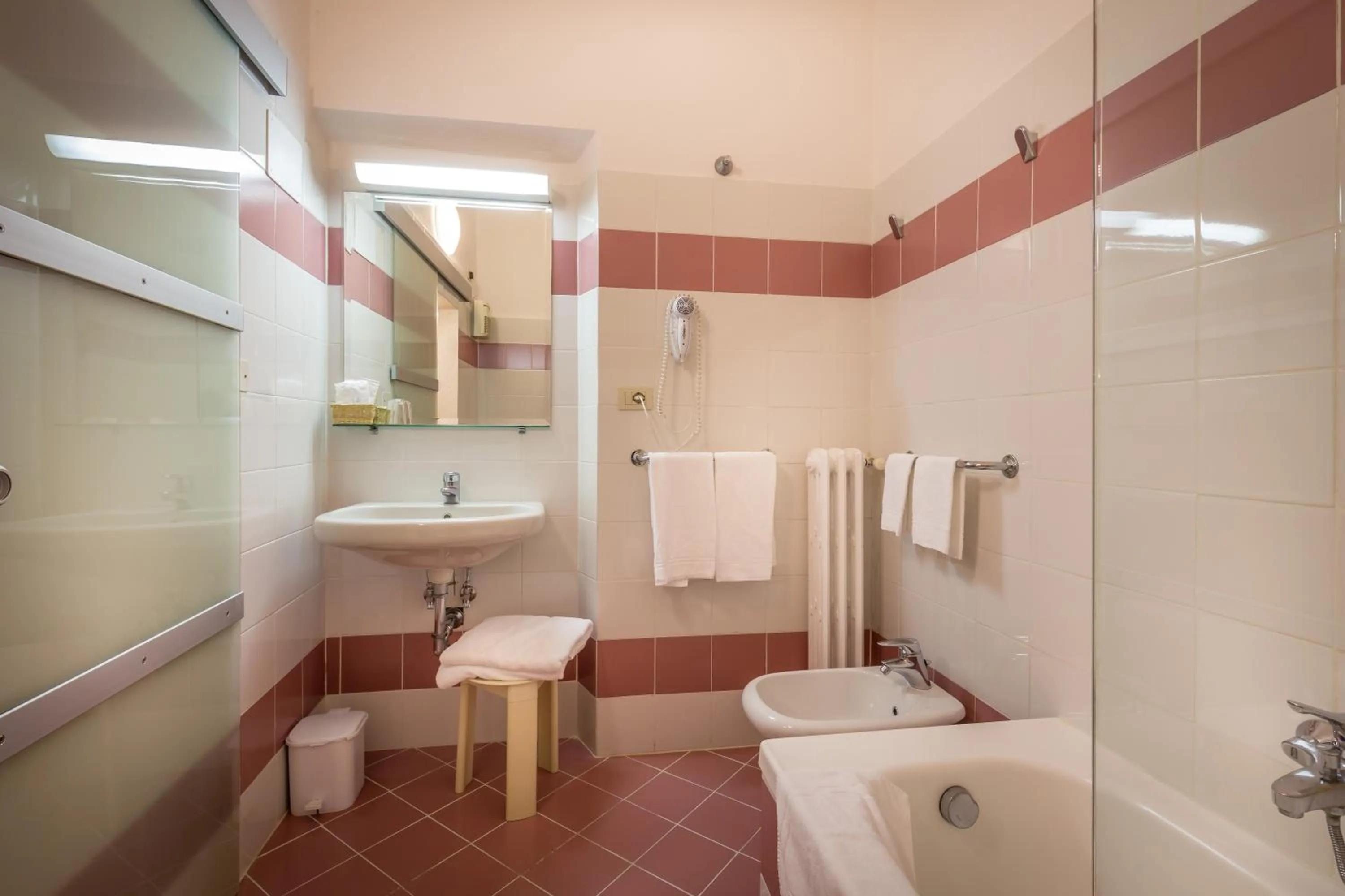 Shower in Hotel Alessandra