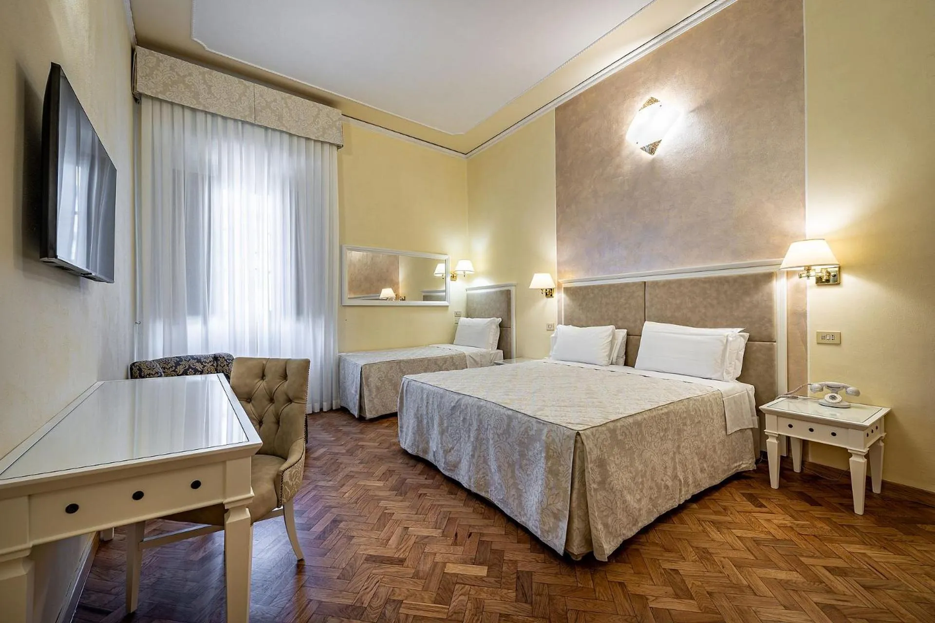 Photo of the whole room, Bed in Hotel Alessandra