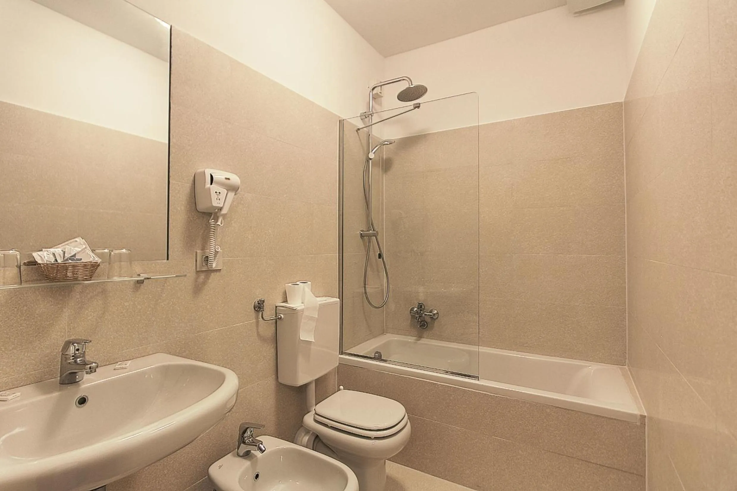 Shower in Hotel Alessandra