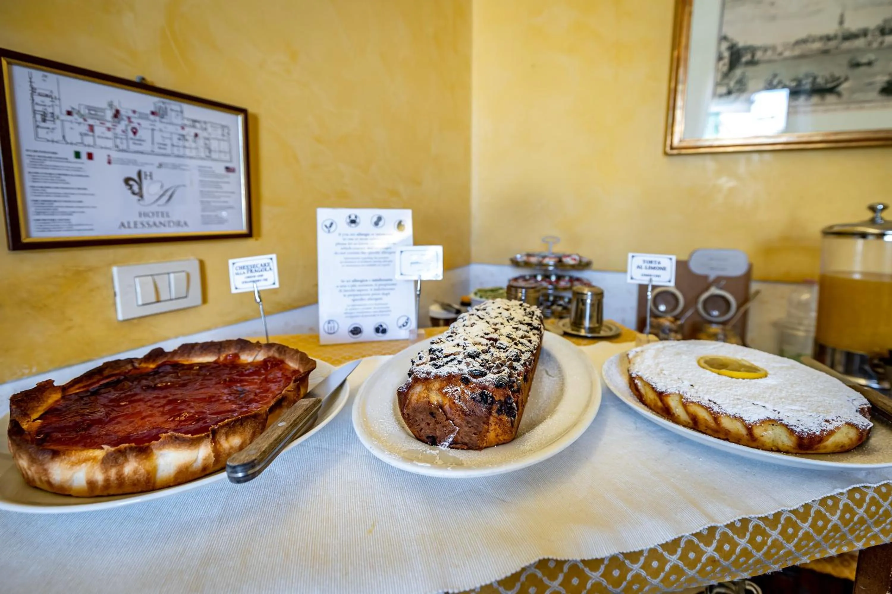 Breakfast in Hotel Alessandra