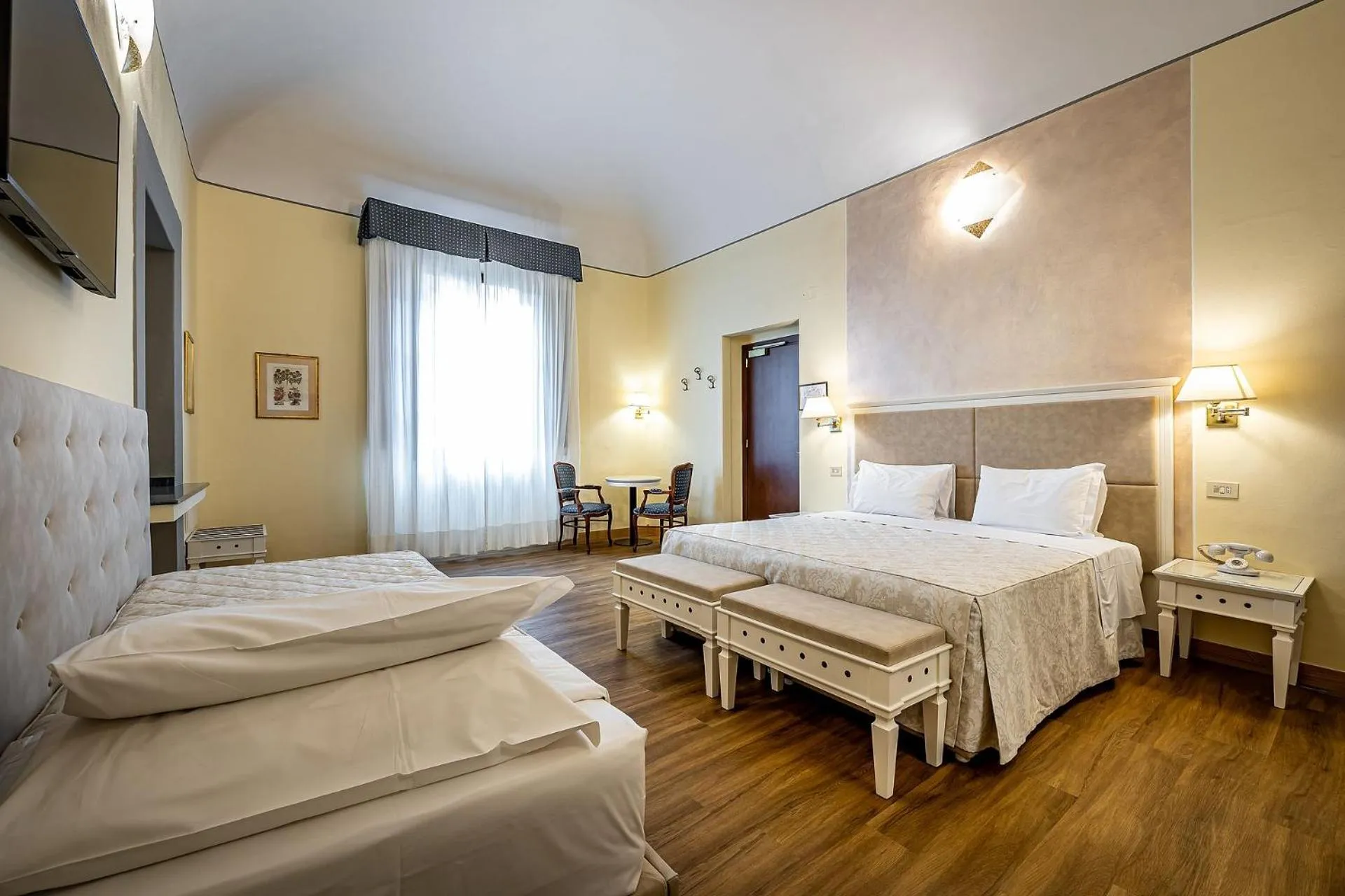 Photo of the whole room, Bed in Hotel Alessandra