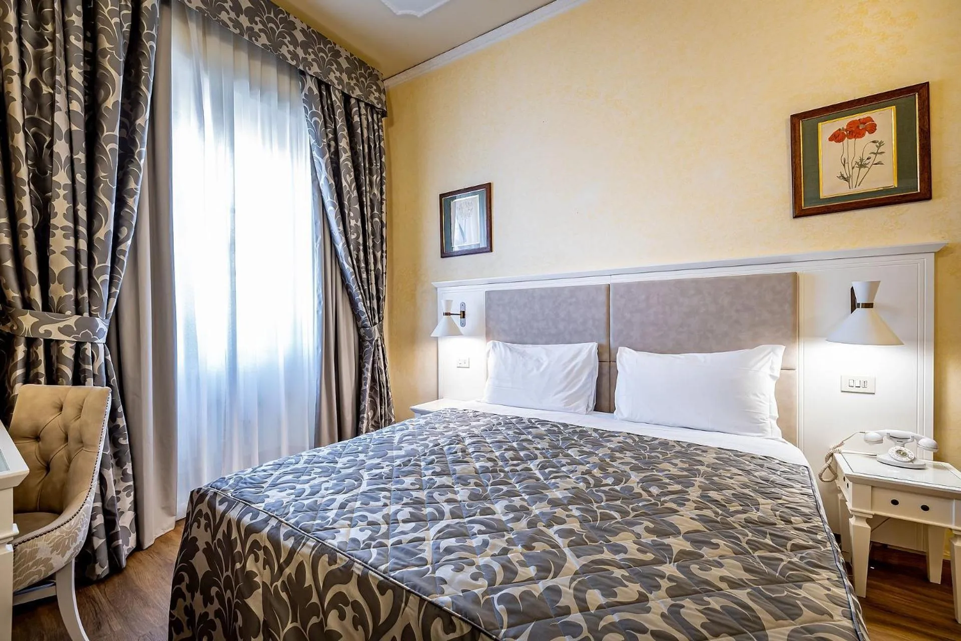 Photo of the whole room, Bed in Hotel Alessandra