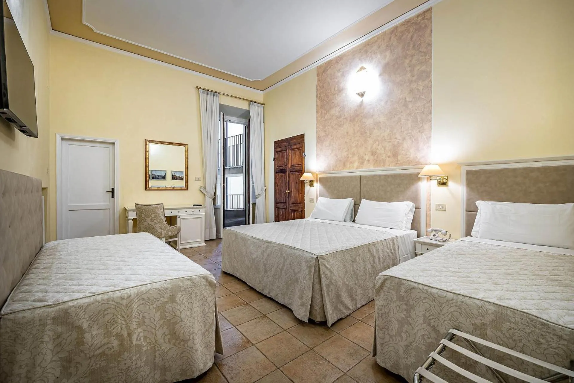 Bed in Hotel Alessandra