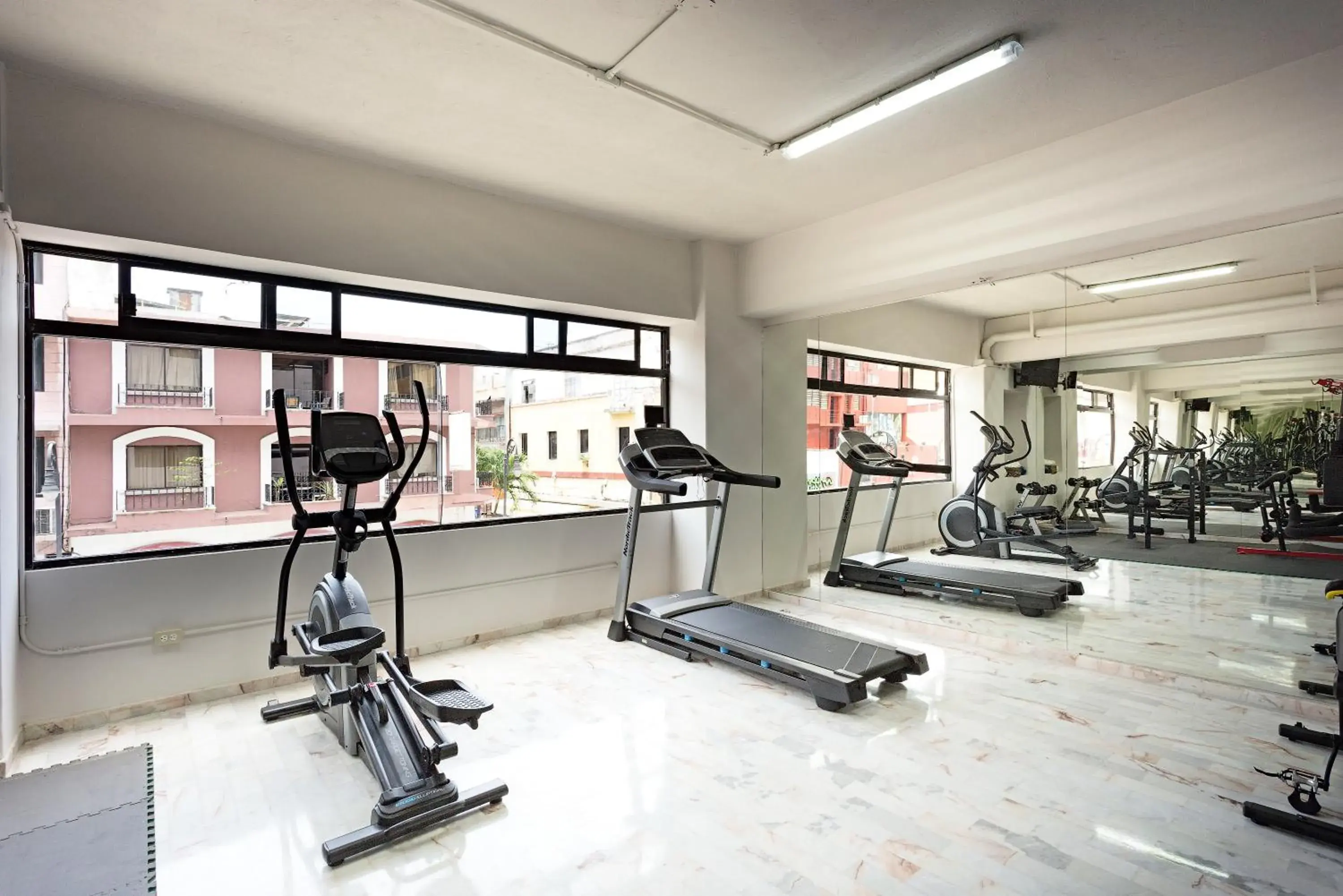 Fitness centre/facilities in Gamma Villahermosa Centro Fitness centre/facilities in Gamma Villahermosa Centro