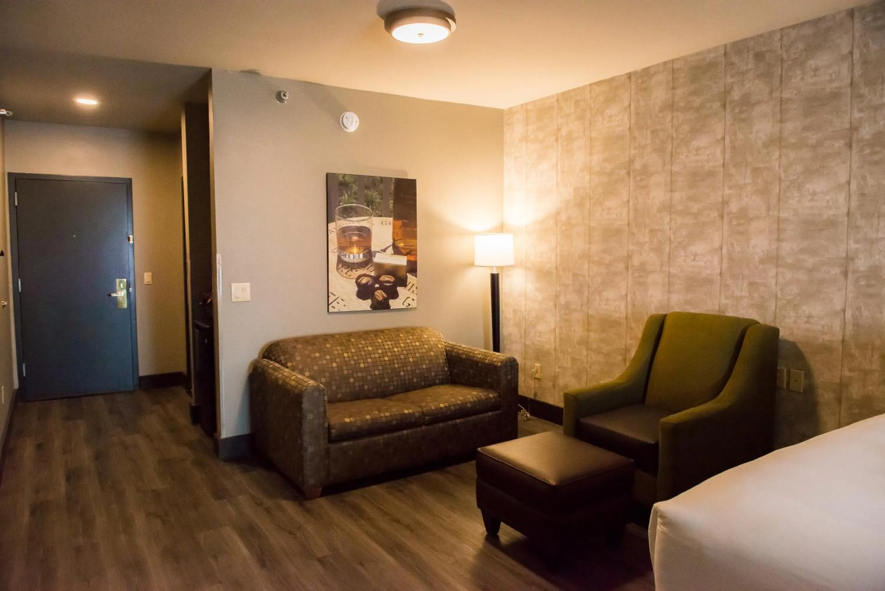 Seating area in Distill-Inn