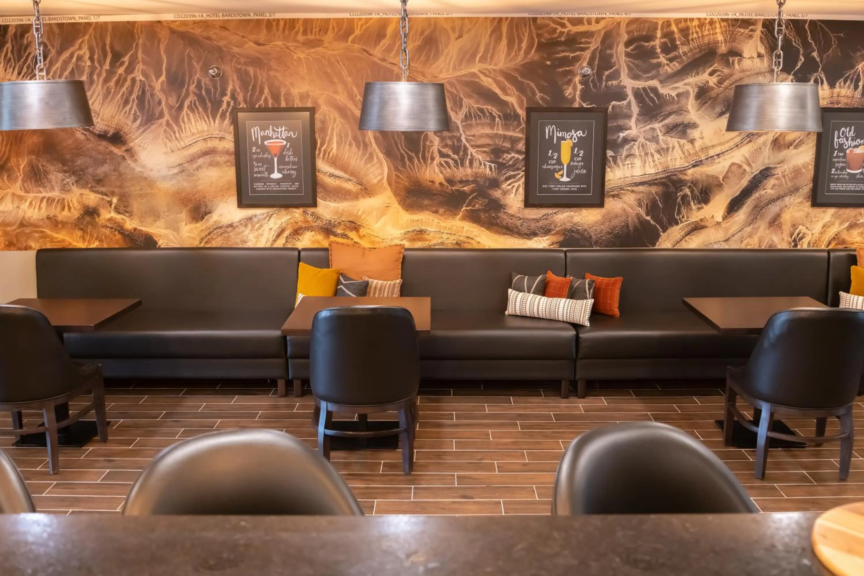 Lounge or bar in Distill-Inn