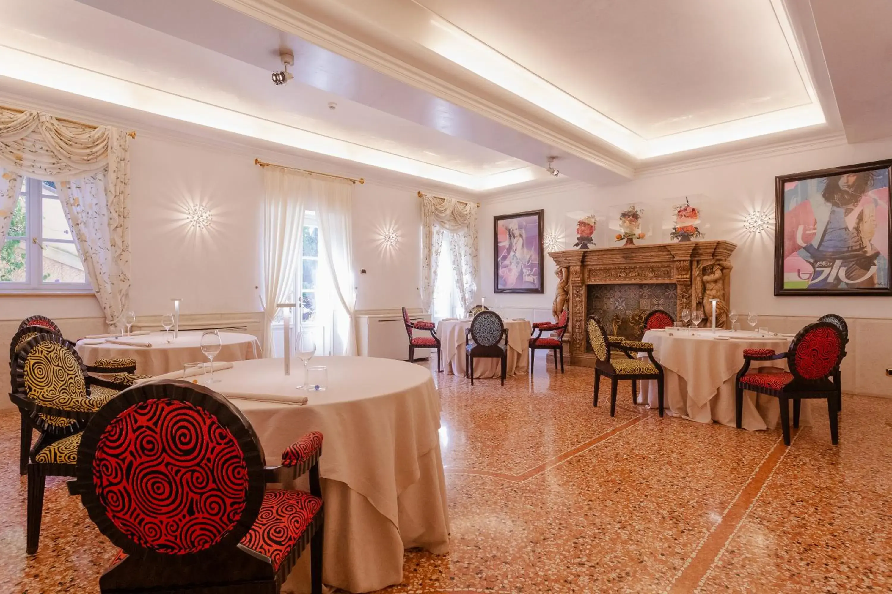 Restaurant/places to eat in Byblos Art Hotel Villa Amistà Restaurant/places to eat in Byblos Art Hotel Villa Amistà