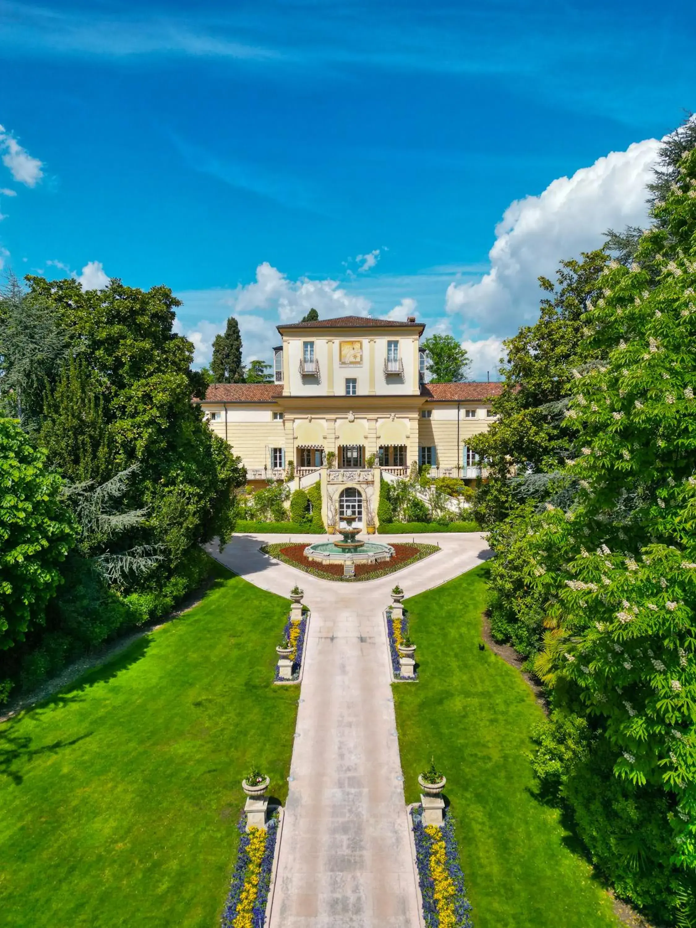 Property building in Byblos Art Hotel Villa Amistà Property building in Byblos Art Hotel Villa Amistà