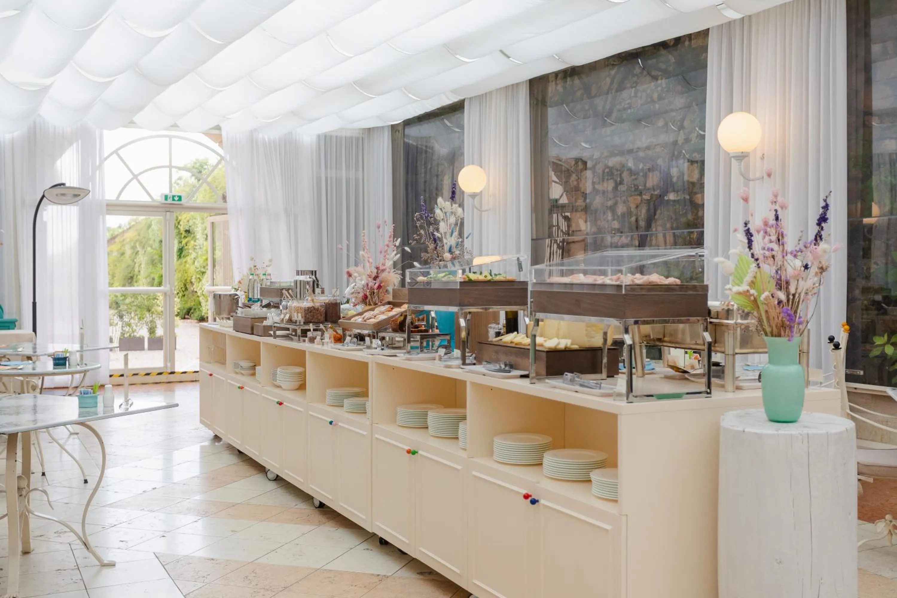 Breakfast in Byblos Art Hotel Villa Amistà