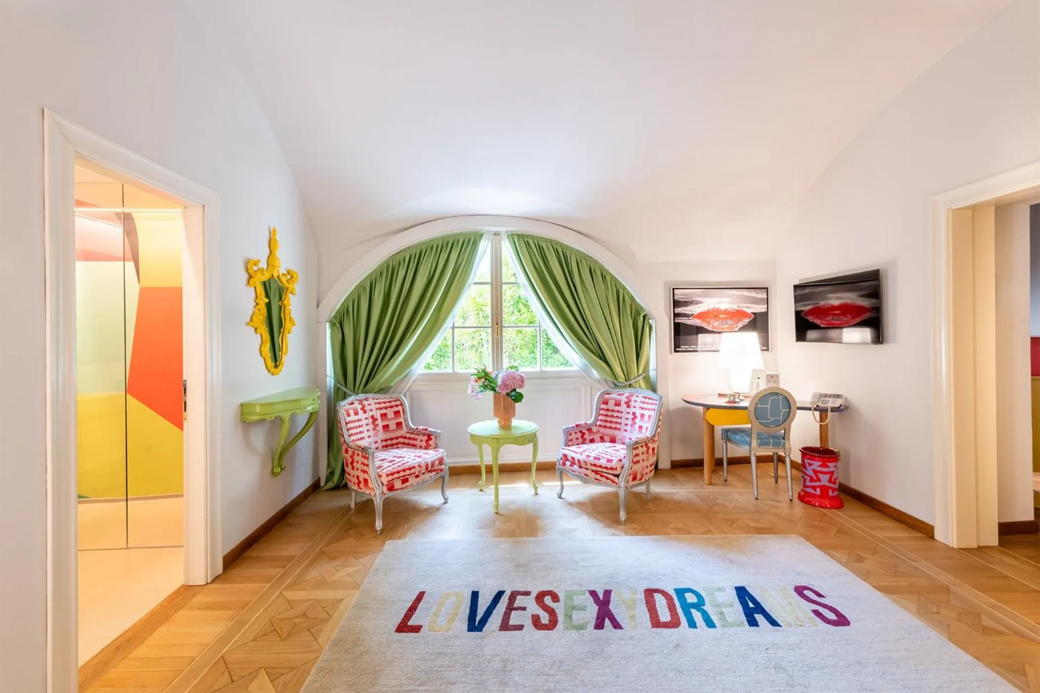 Living room in Byblos Art Hotel Villa Amistà