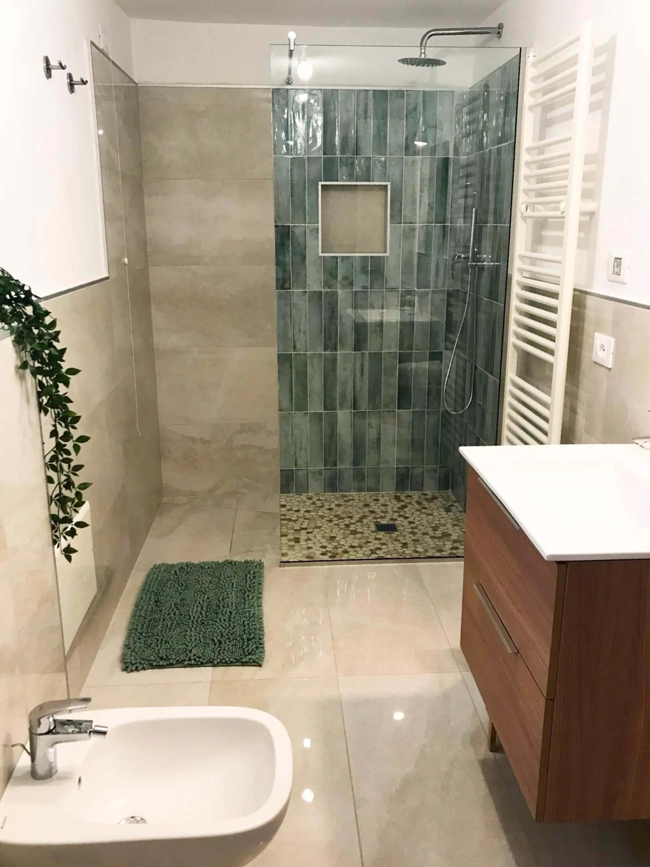 Shower in B&B La Bohème Porto Garibaldi