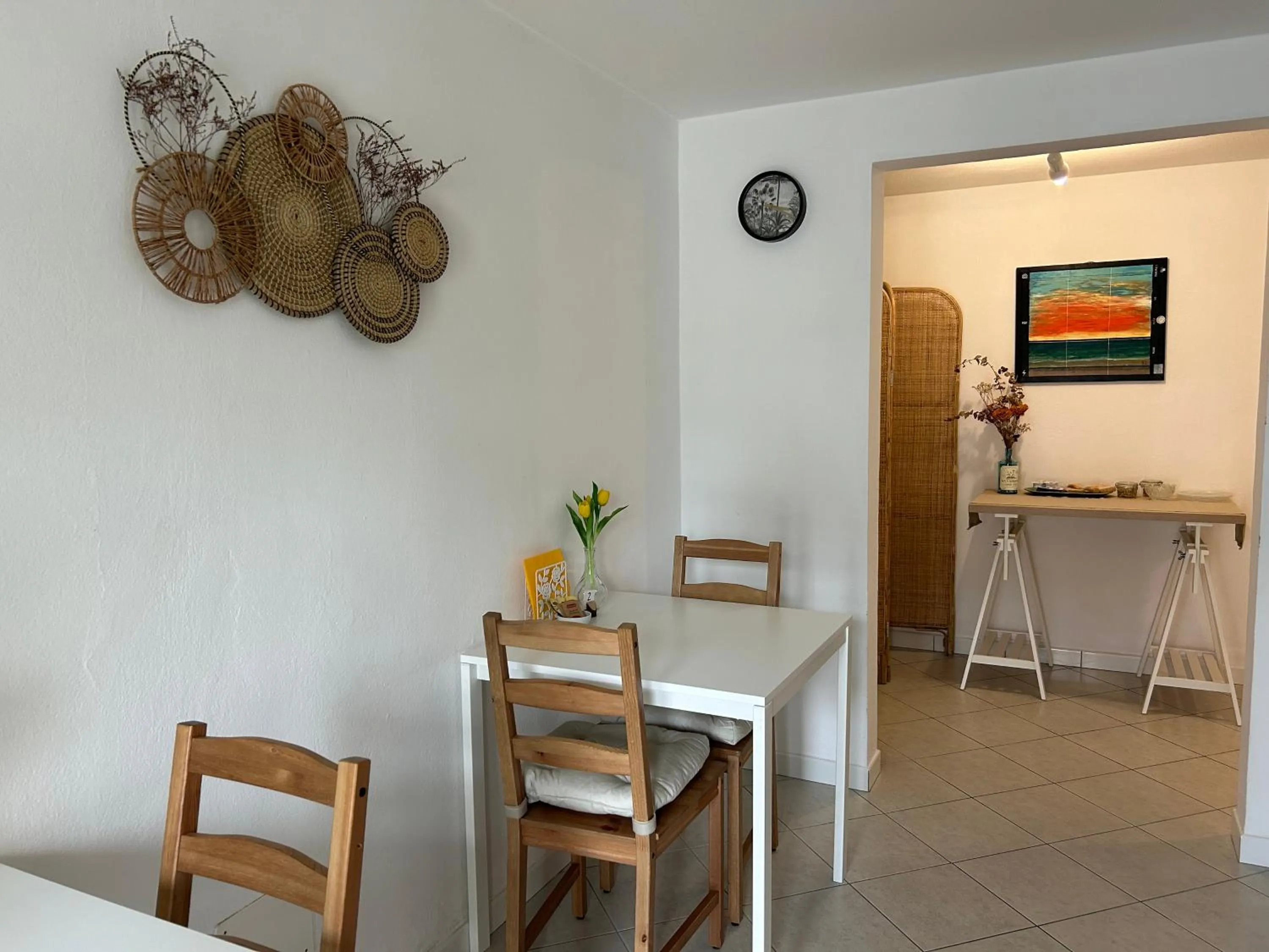 Dining area in B&B La Bohème Porto Garibaldi