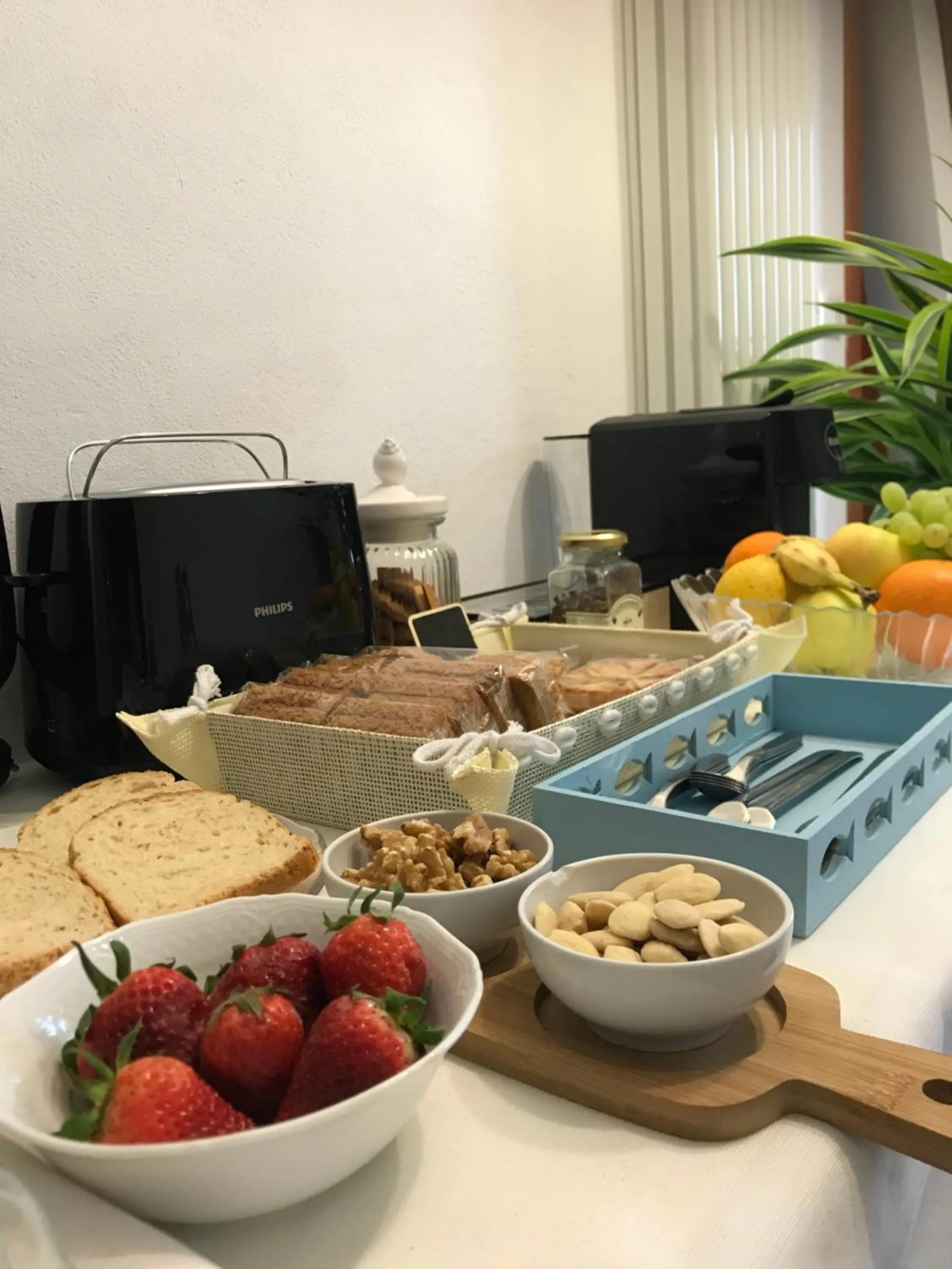 Buffet breakfast in B&B La Bohème Porto Garibaldi