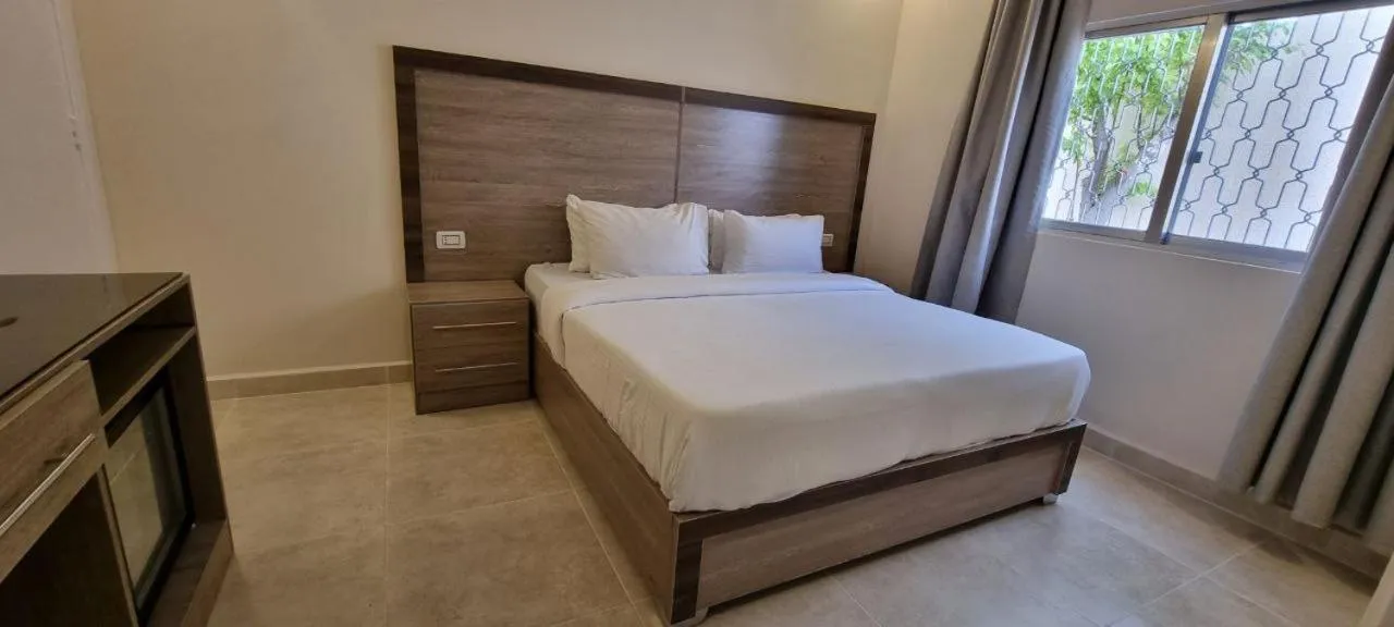 Bed in Beit Alshabaan Inn