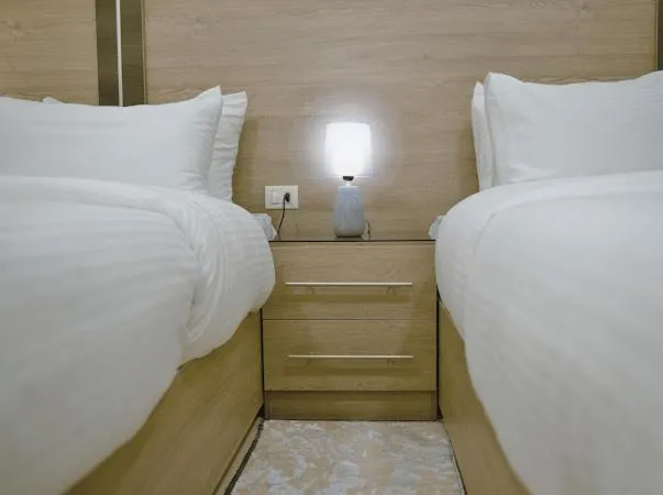 Bed in Beit Alshabaan Inn