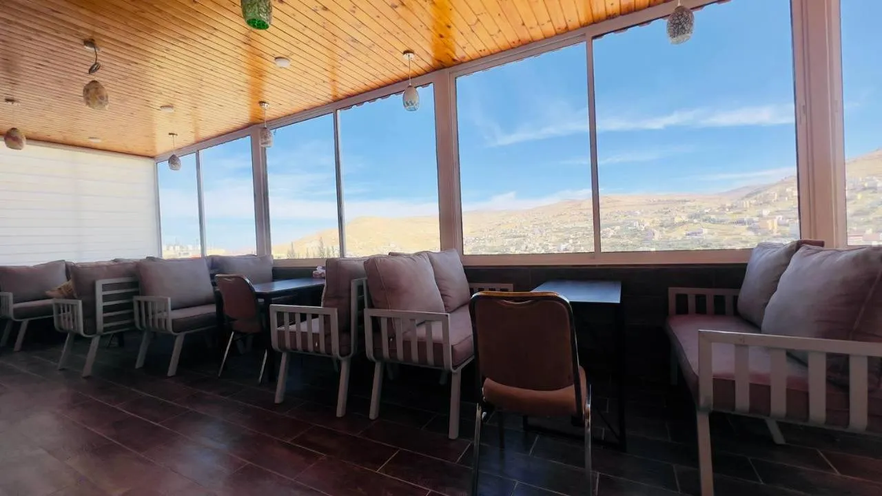 Restaurant/places to eat in Beit Alshabaan Inn